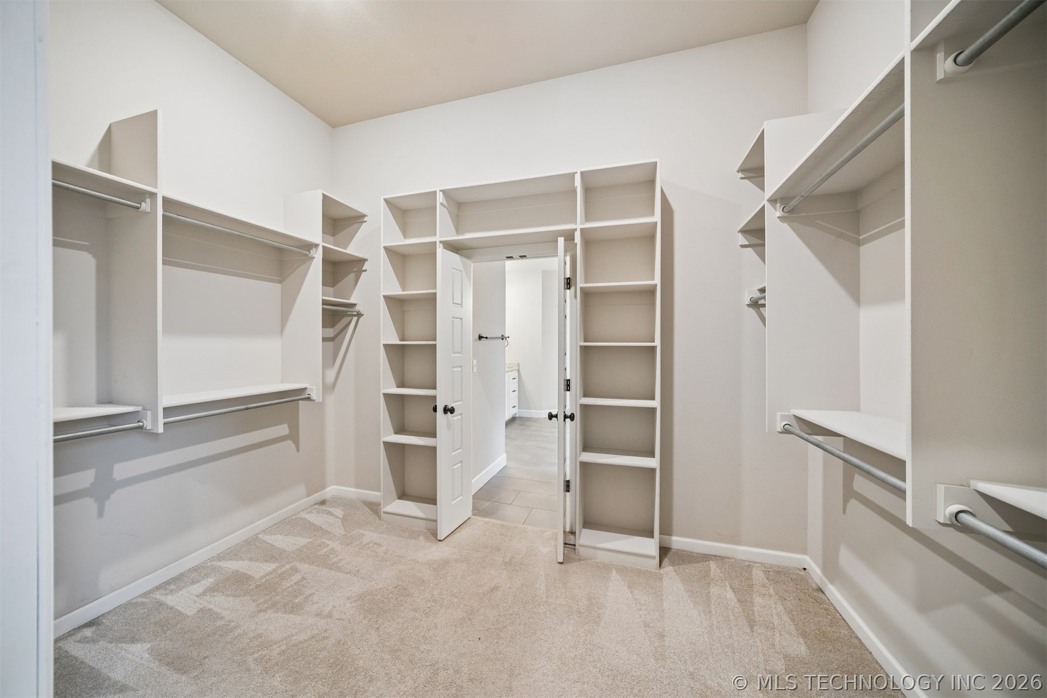 12906 S 6th Place Property Photo 41
