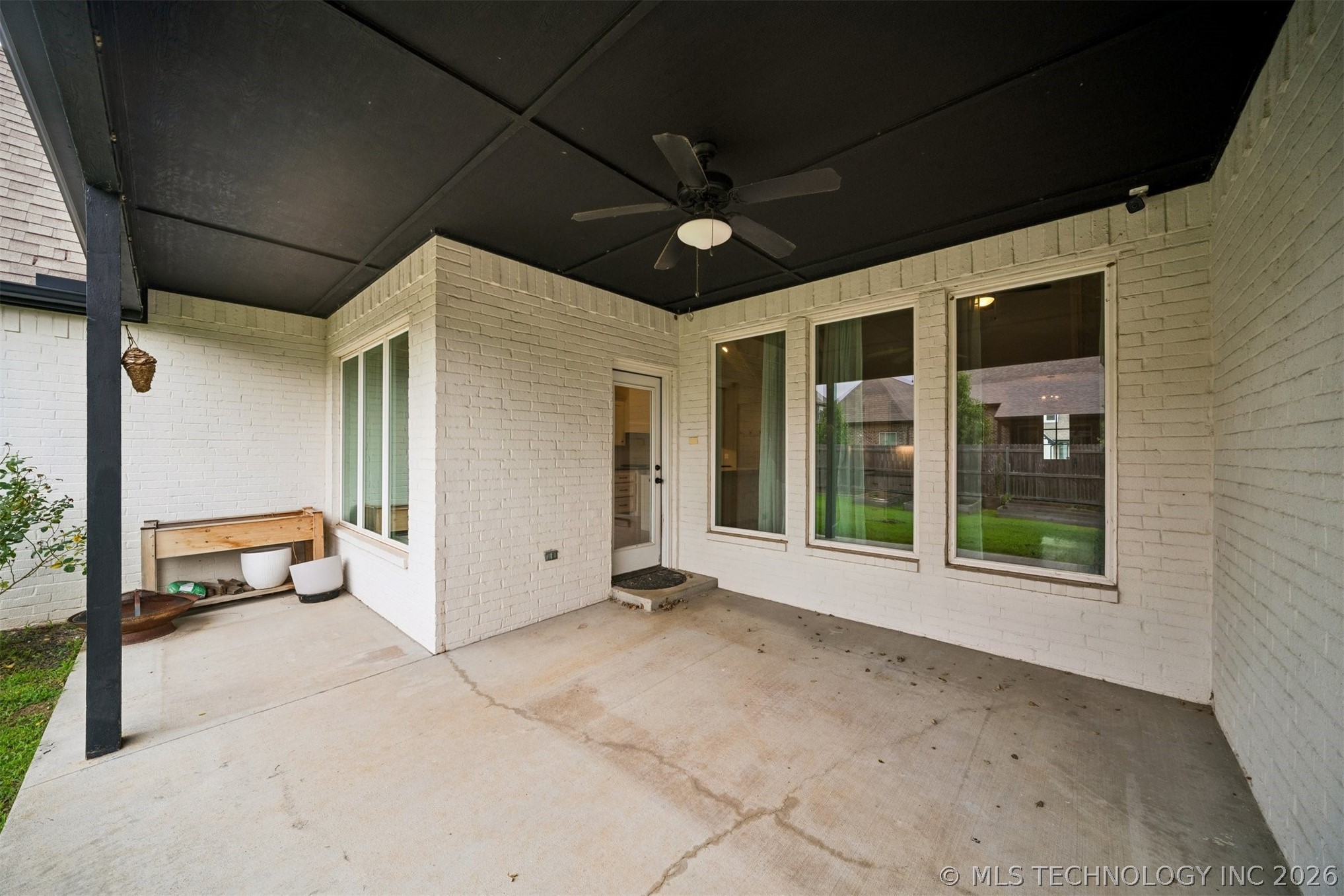 12906 S 6th Place Property Photo 43