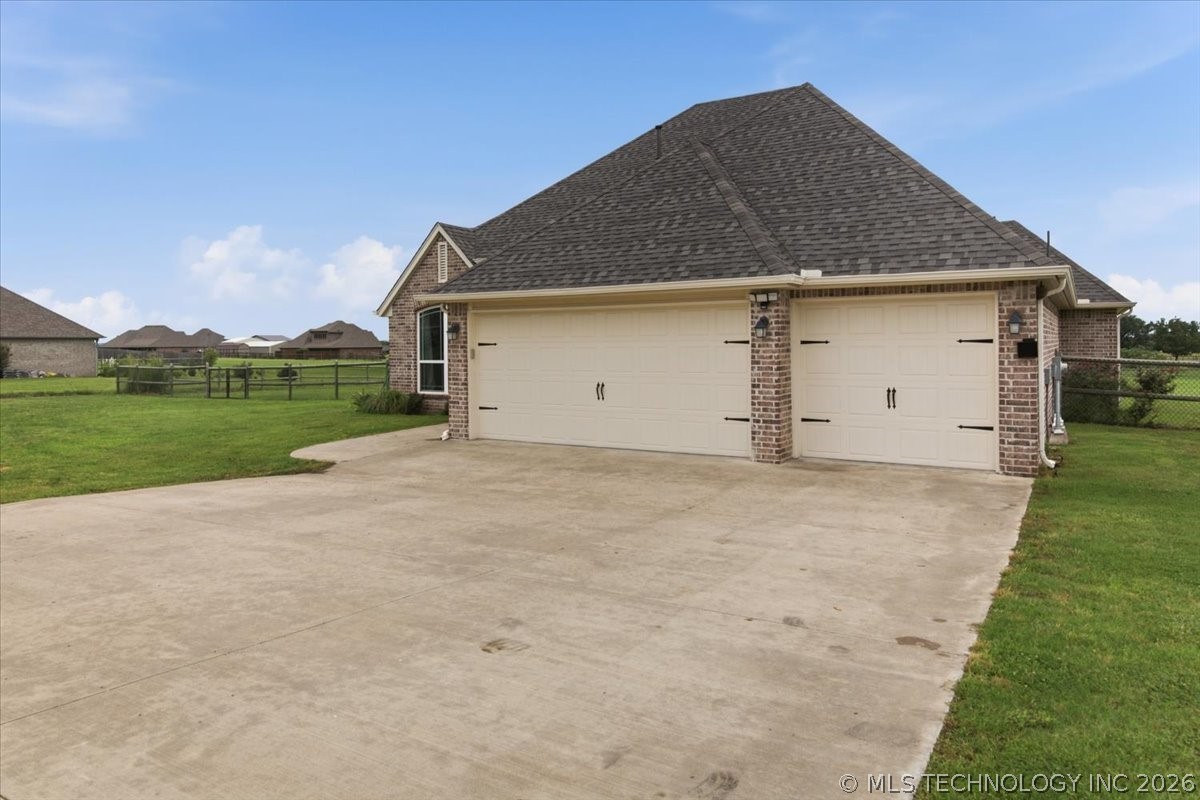 30104 Gale Avenue Property Photo 4