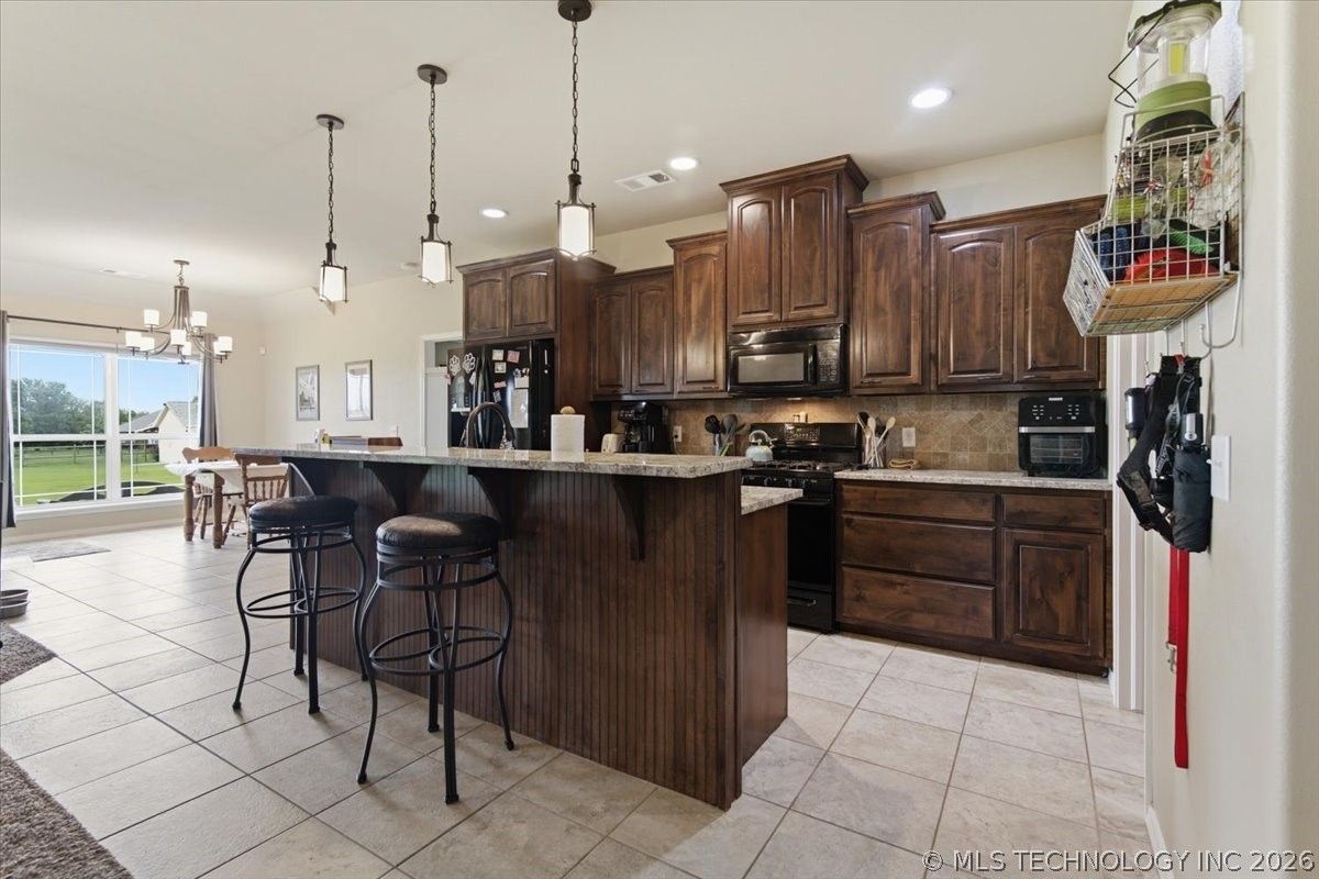 30104 Gale Avenue Property Photo 8