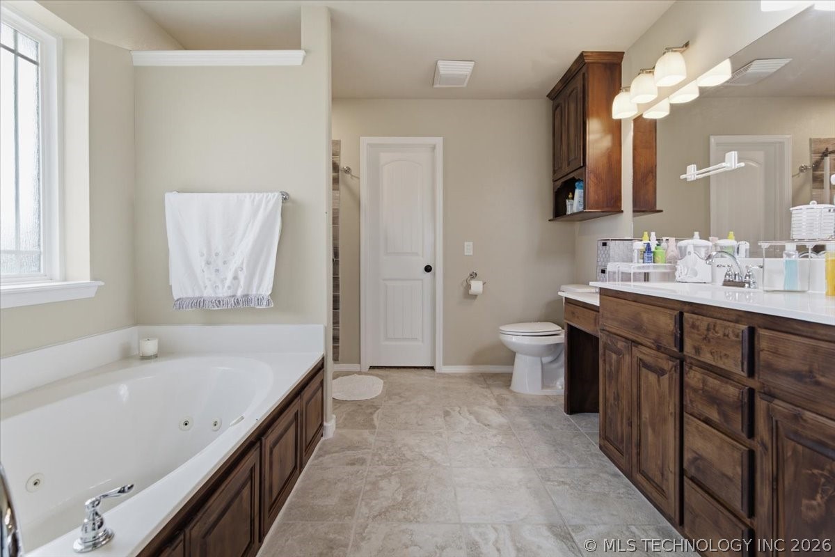 30104 Gale Avenue Property Photo 14
