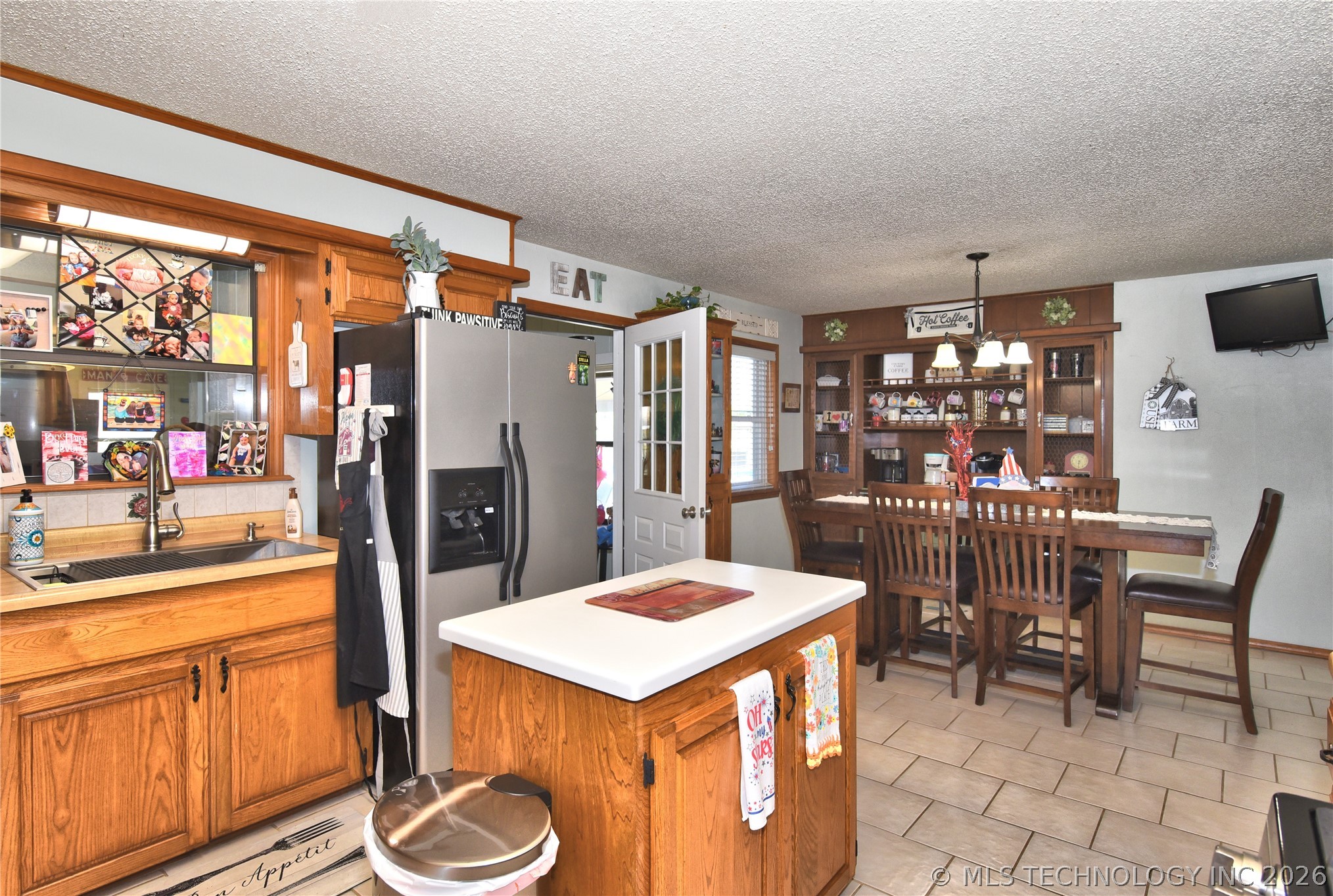 1101 N Taylor Avenue Property Photo 13