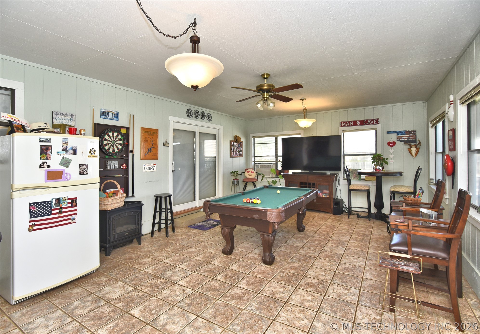 1101 N Taylor Avenue Property Photo 15