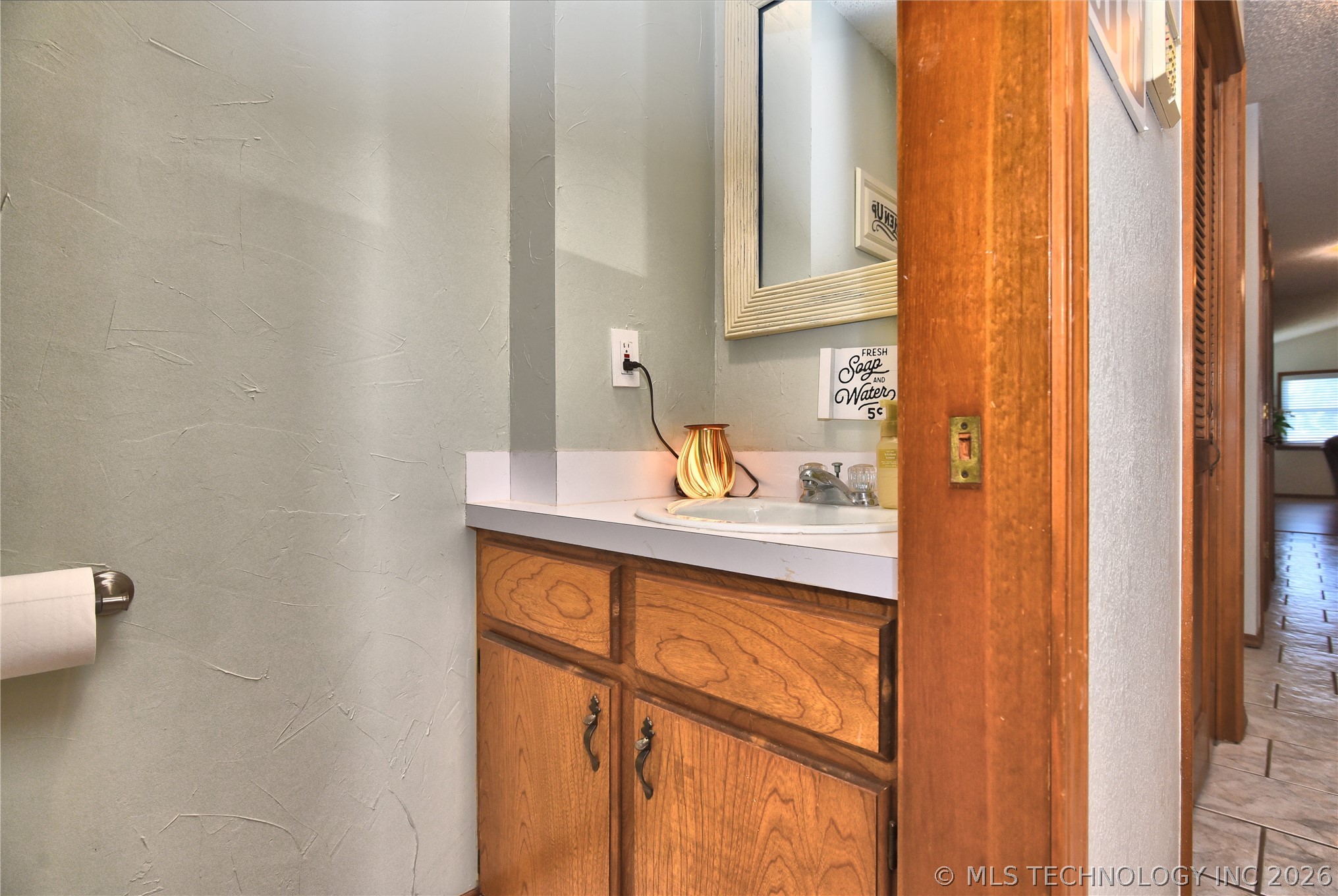 1101 N Taylor Avenue Property Photo 22