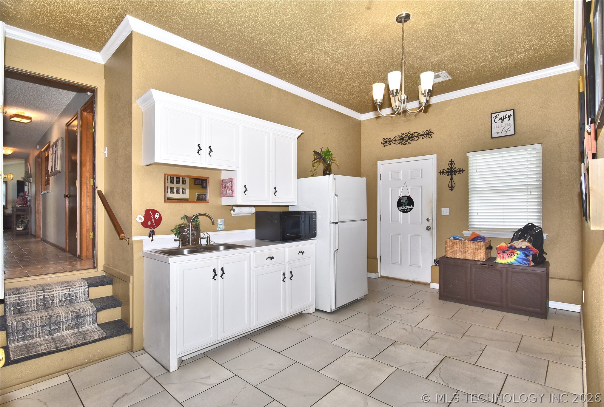 1101 N Taylor Avenue Property Photo 23