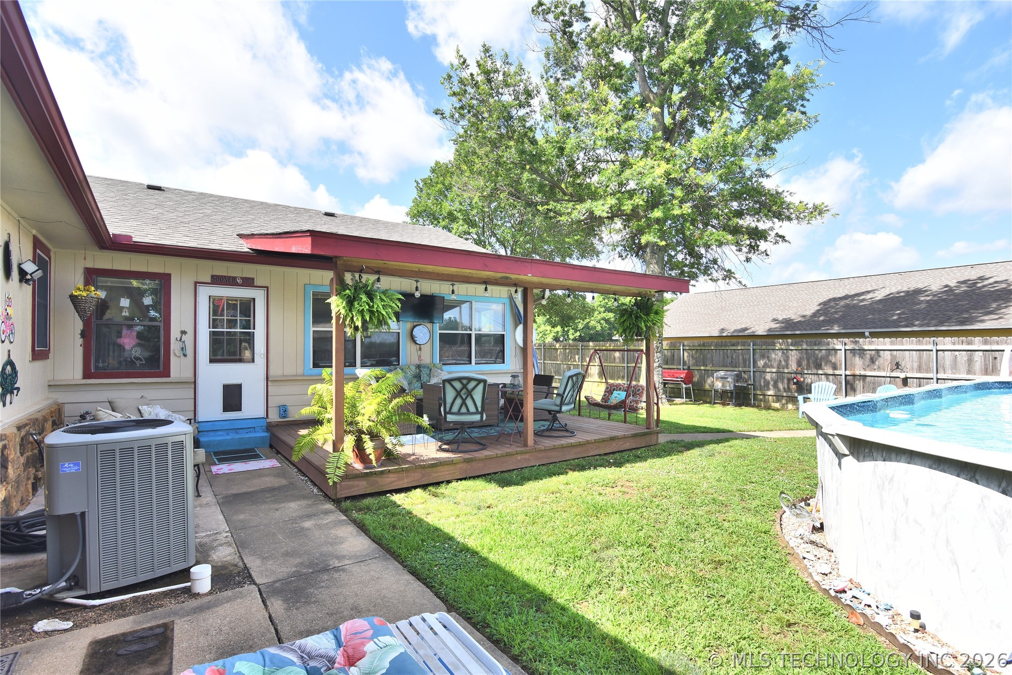 1101 N Taylor Avenue Property Photo 40