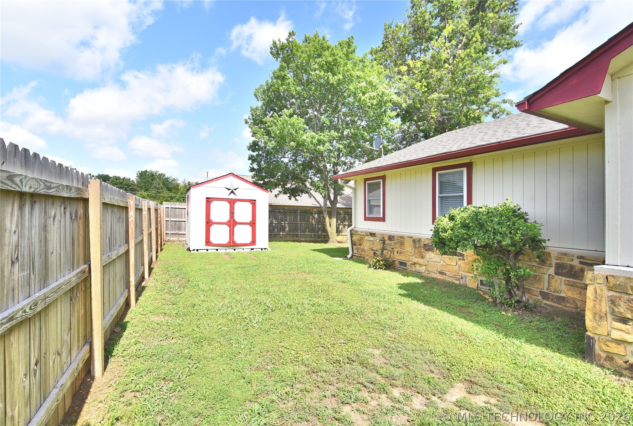1101 N Taylor Avenue Property Photo 44