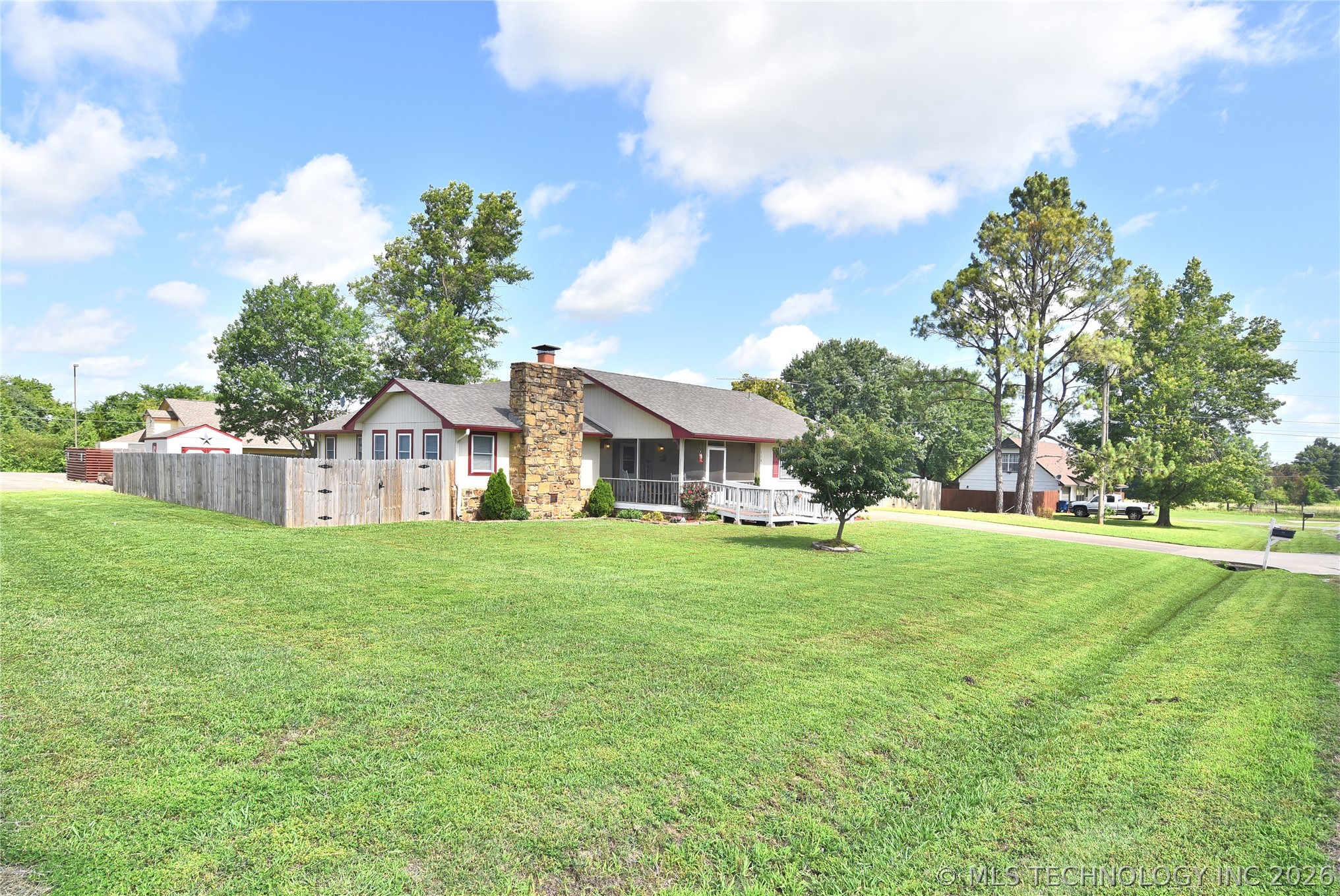 1101 N Taylor Avenue Property Photo 47