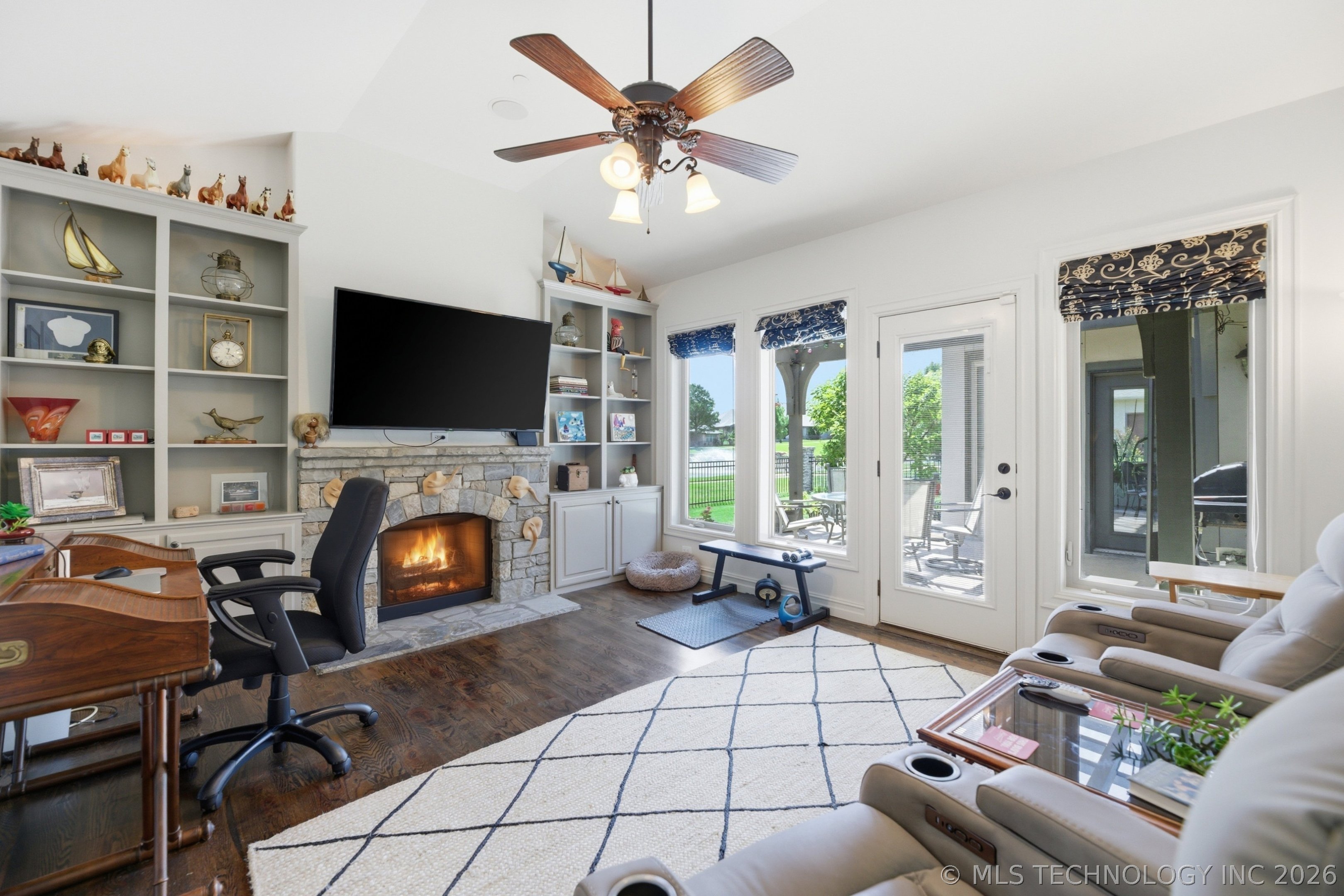1101 W 84th Street Property Photo 25
