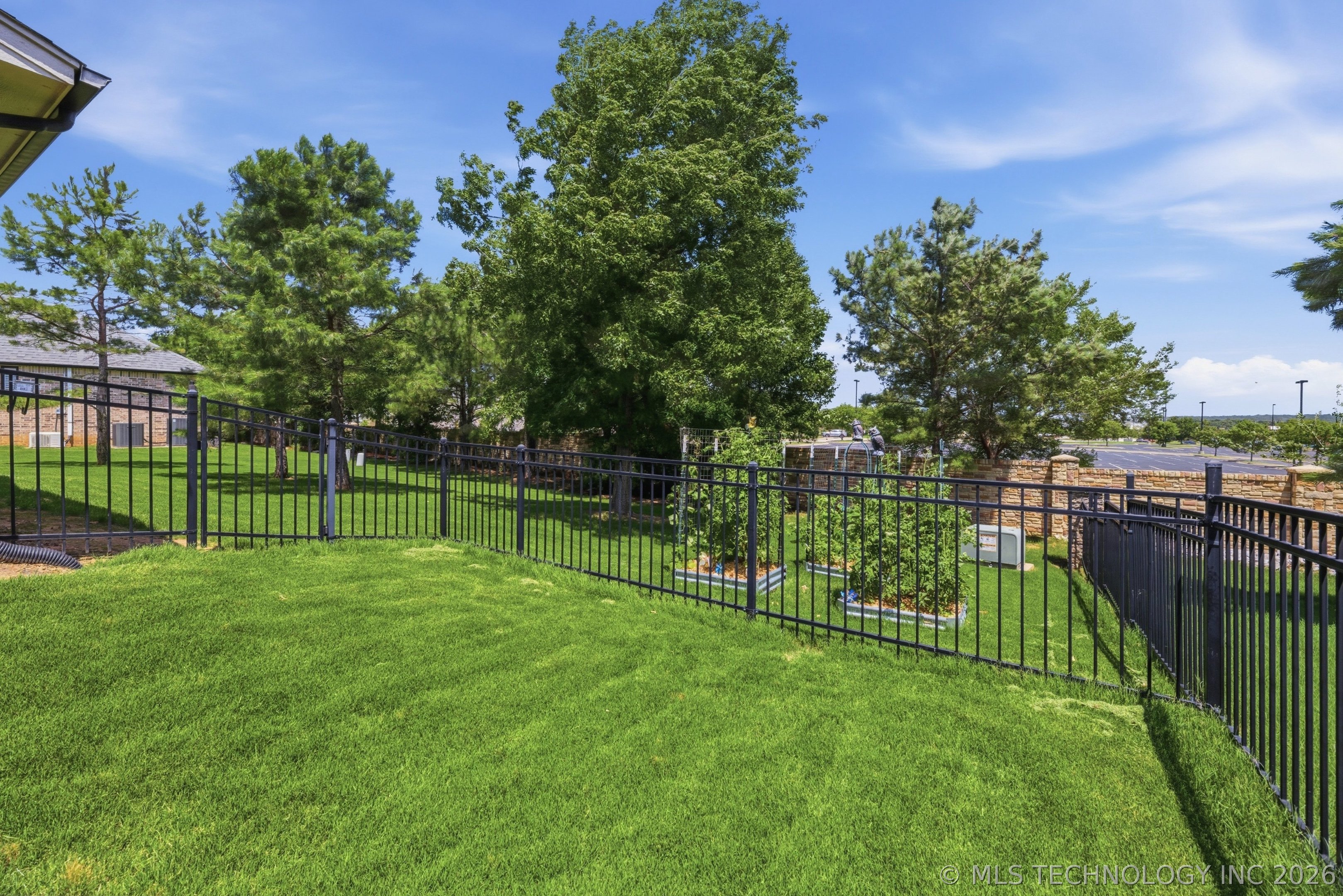 1101 W 84th Street Property Photo 26