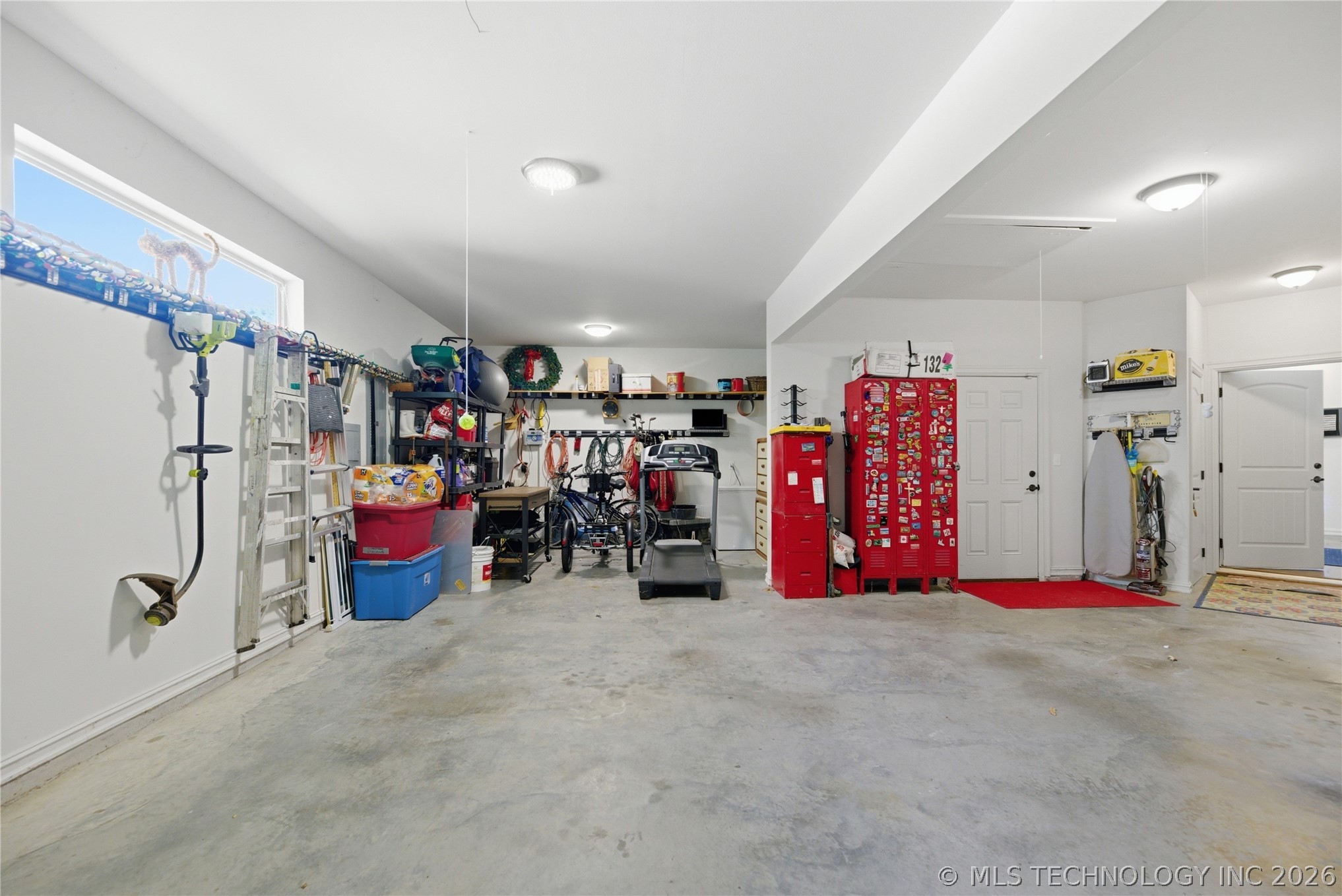 1101 W 84th Street Property Photo 33