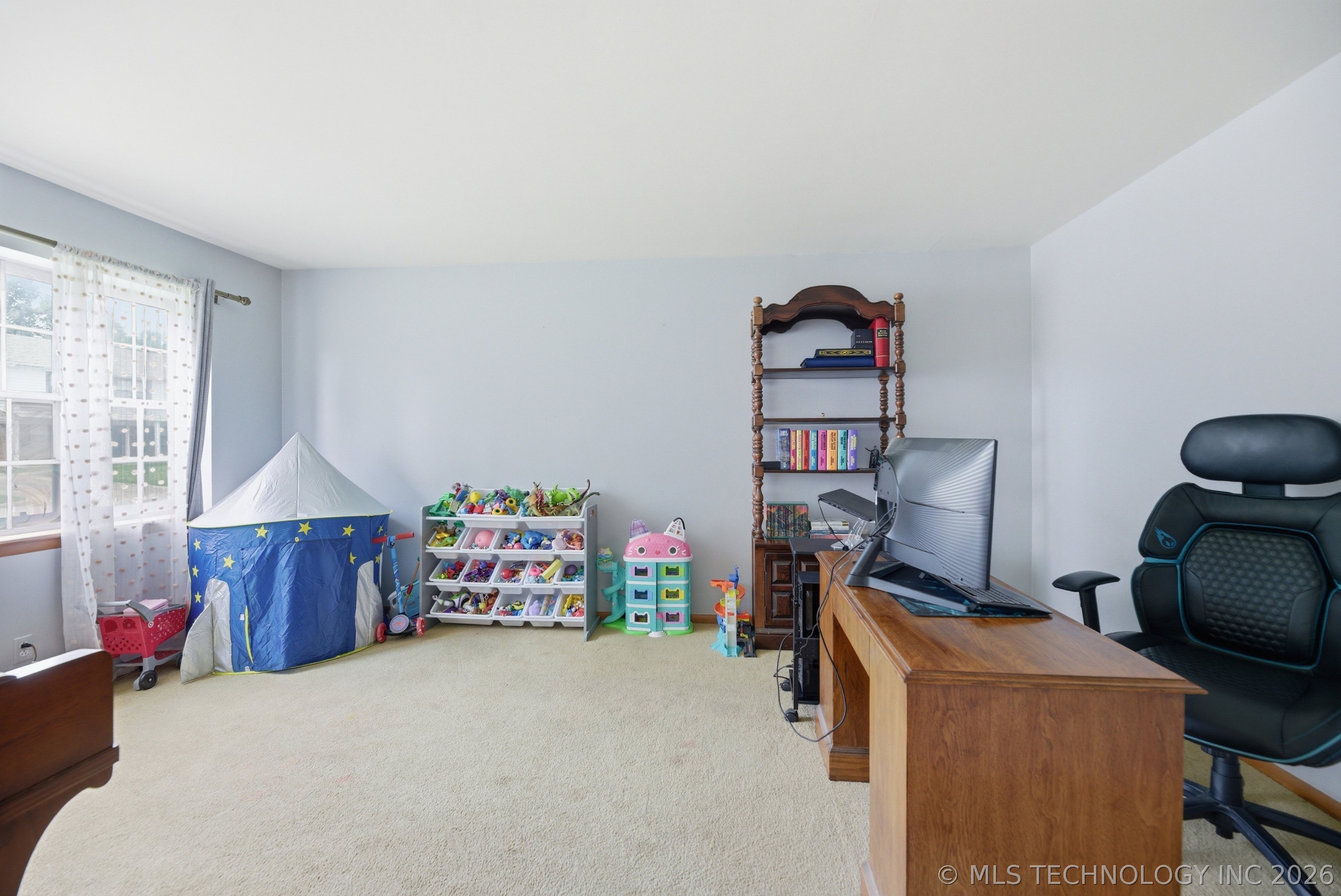 1832 E 58th Street Property Photo 12