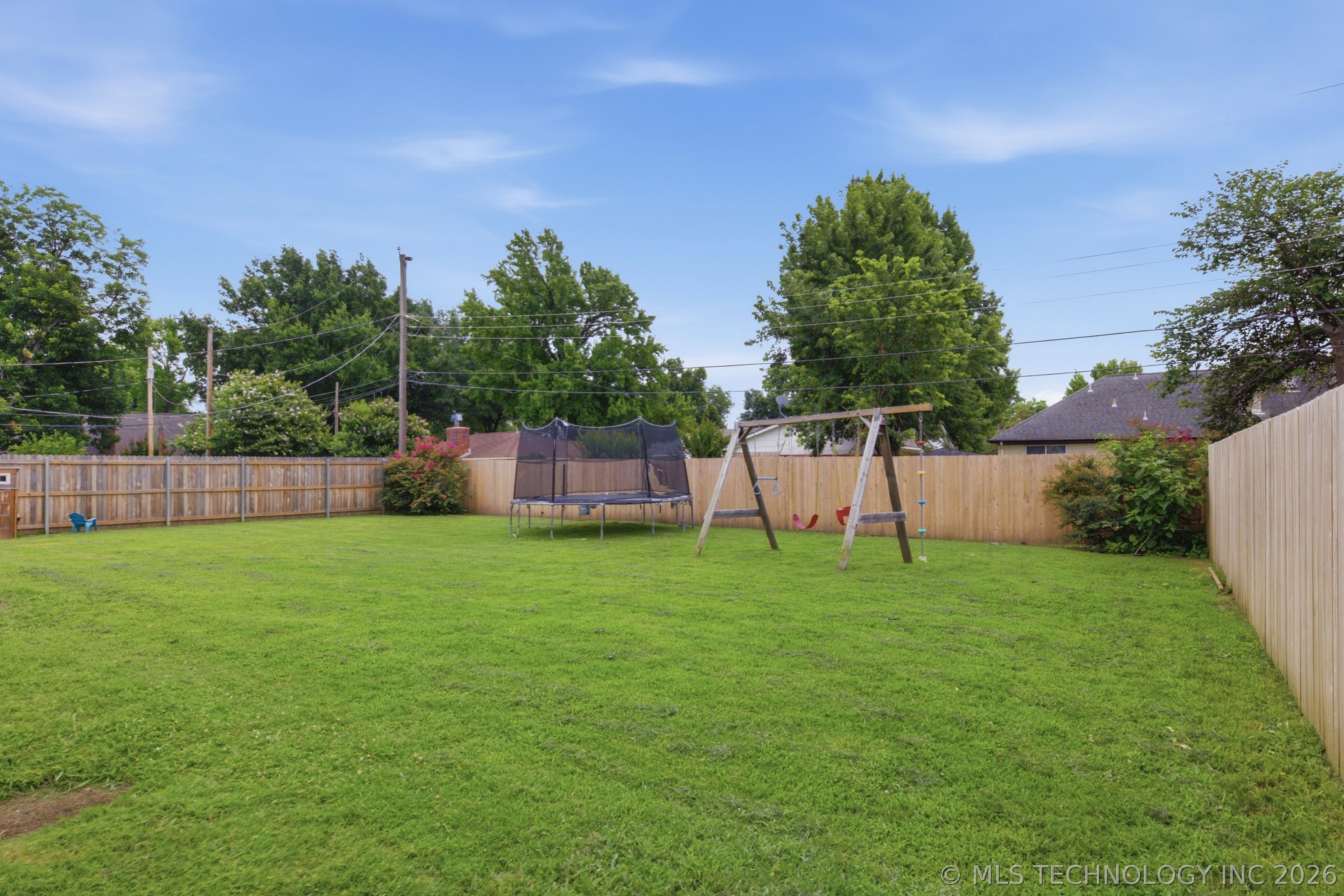 1832 E 58th Street Property Photo 21