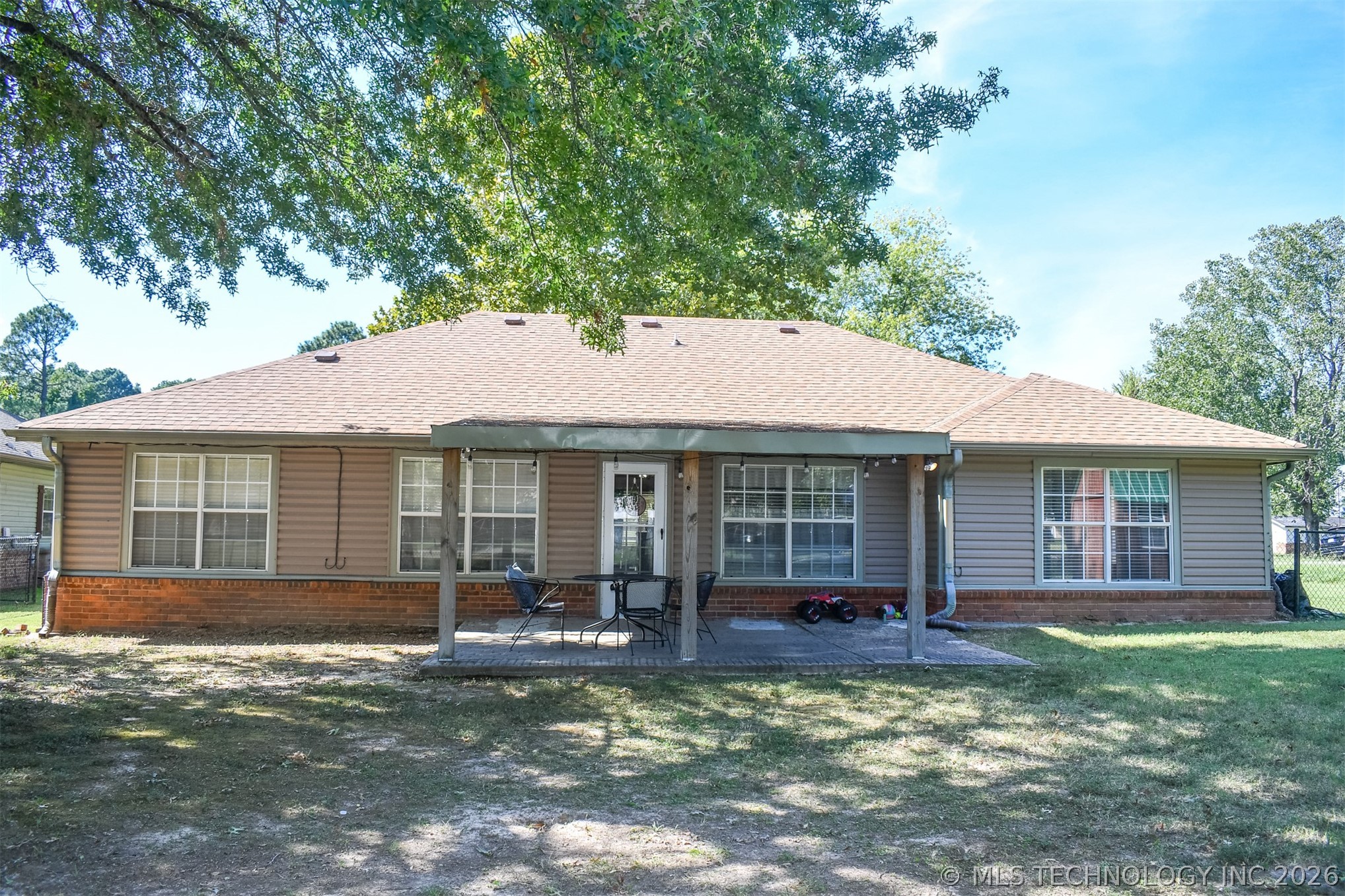 1108 Bermuda Drive Property Photo 5
