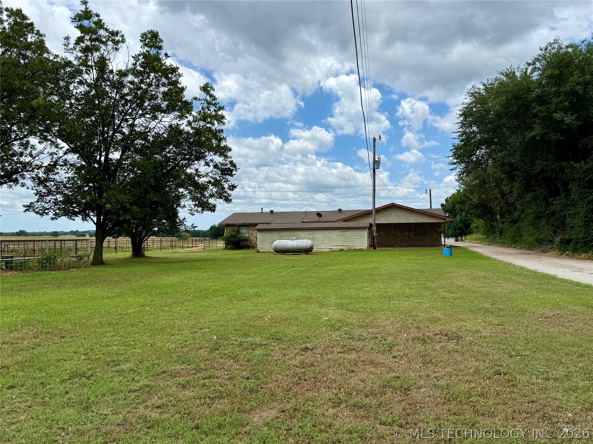345544 E Highway 62 Property Photo 23