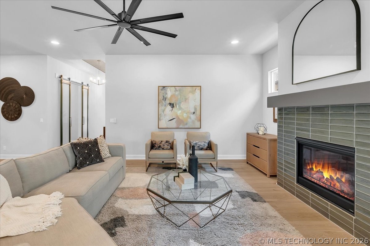 1230 N 71st Place Property Photo 14
