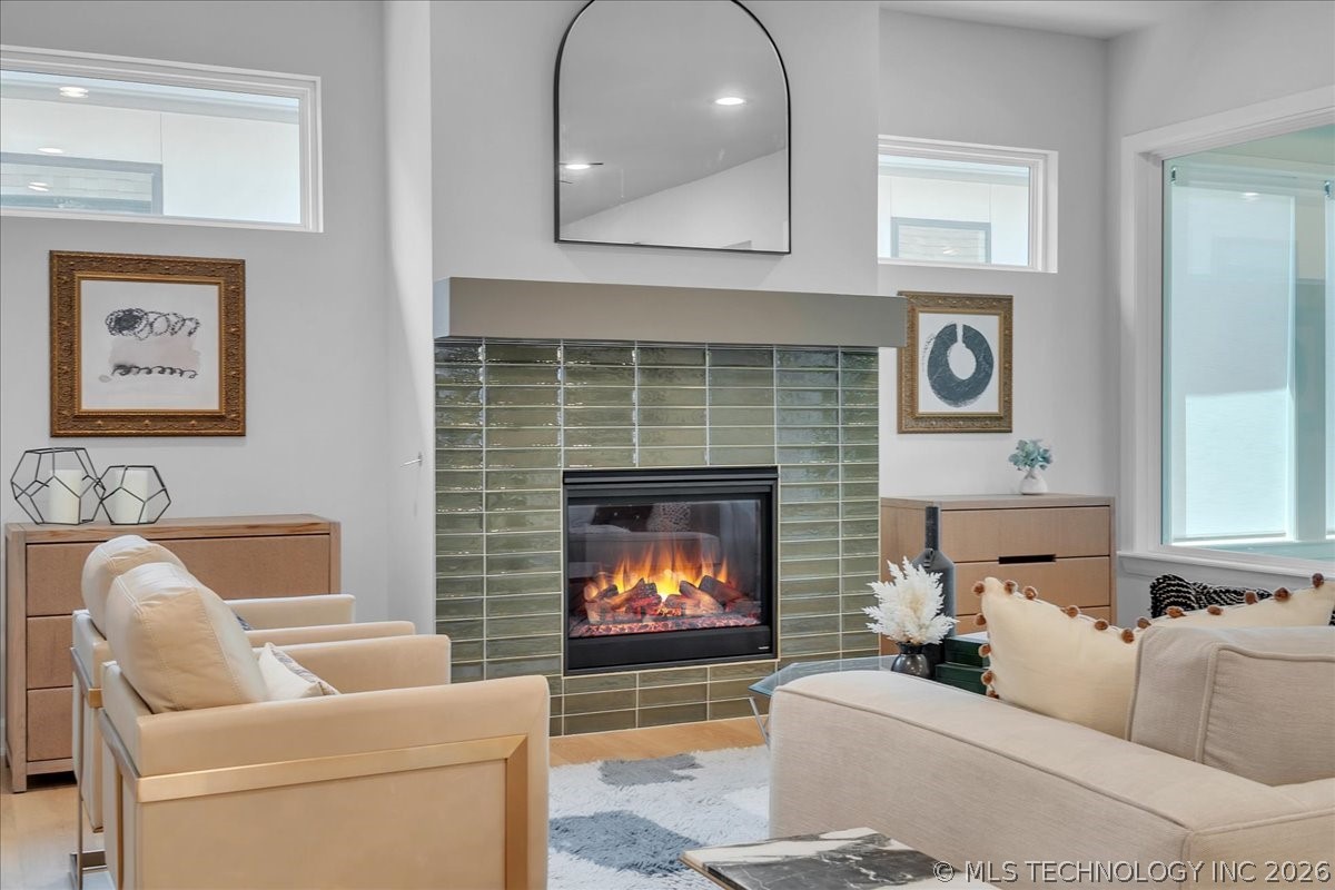 1230 N 71st Place Property Photo 16