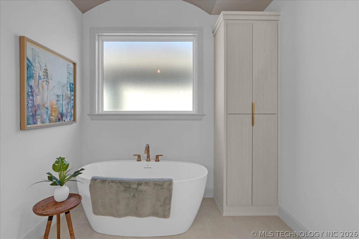 1203 N 71st Place Property Photo 35