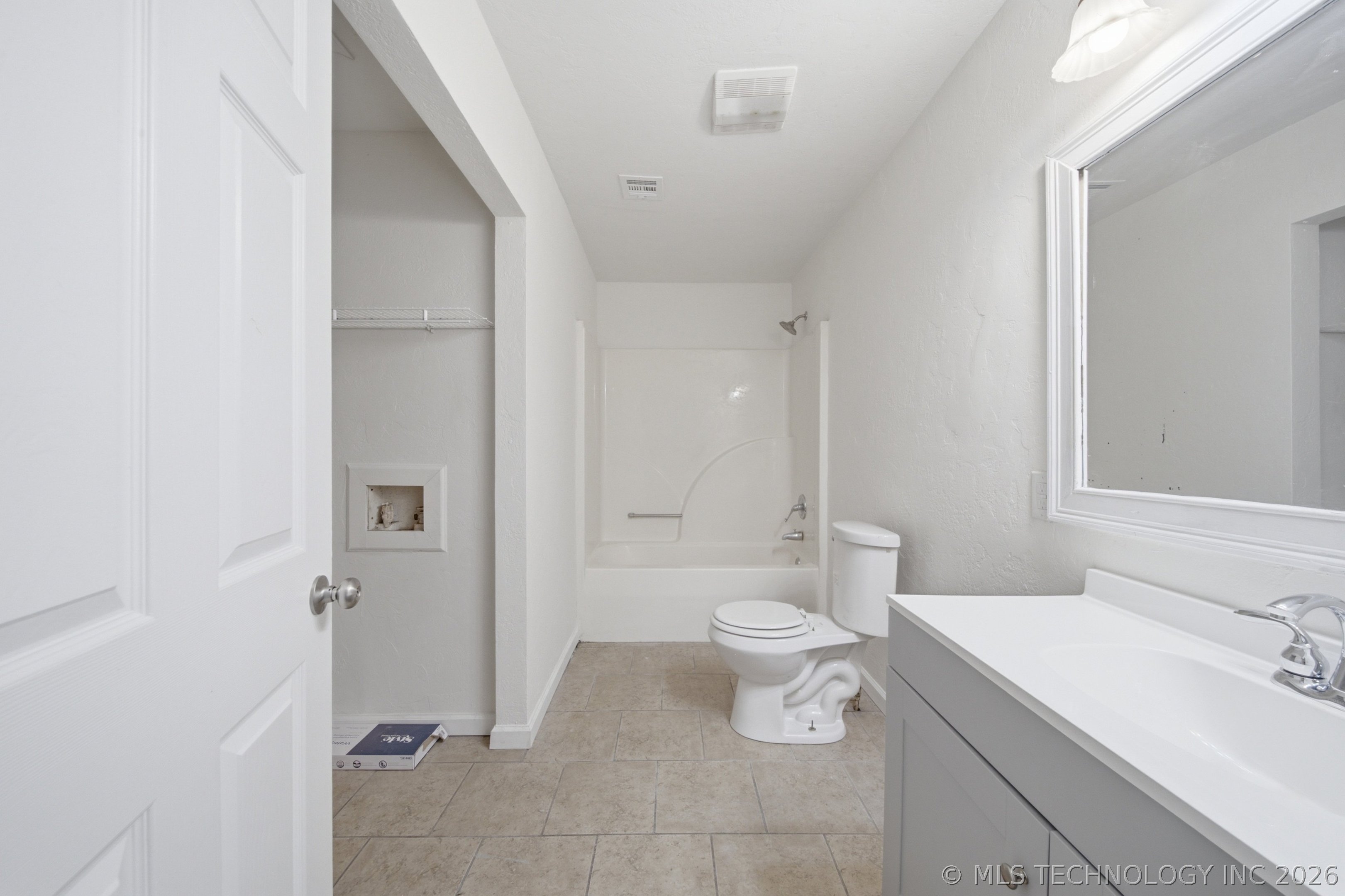 622 N Cowskin Drive Property Photo 21