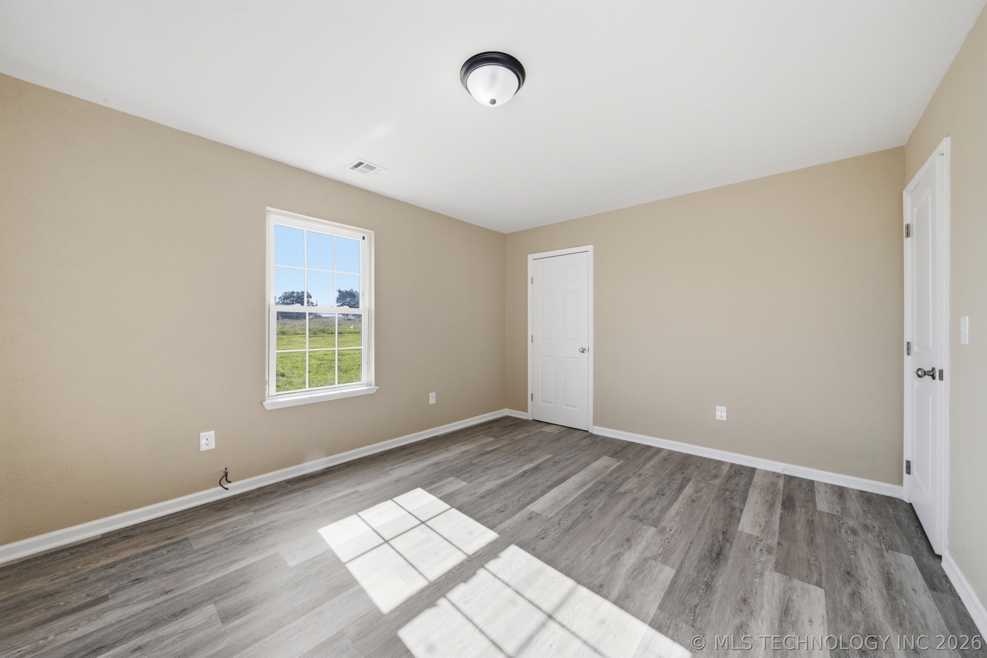 622 N Cowskin Drive Property Photo 25