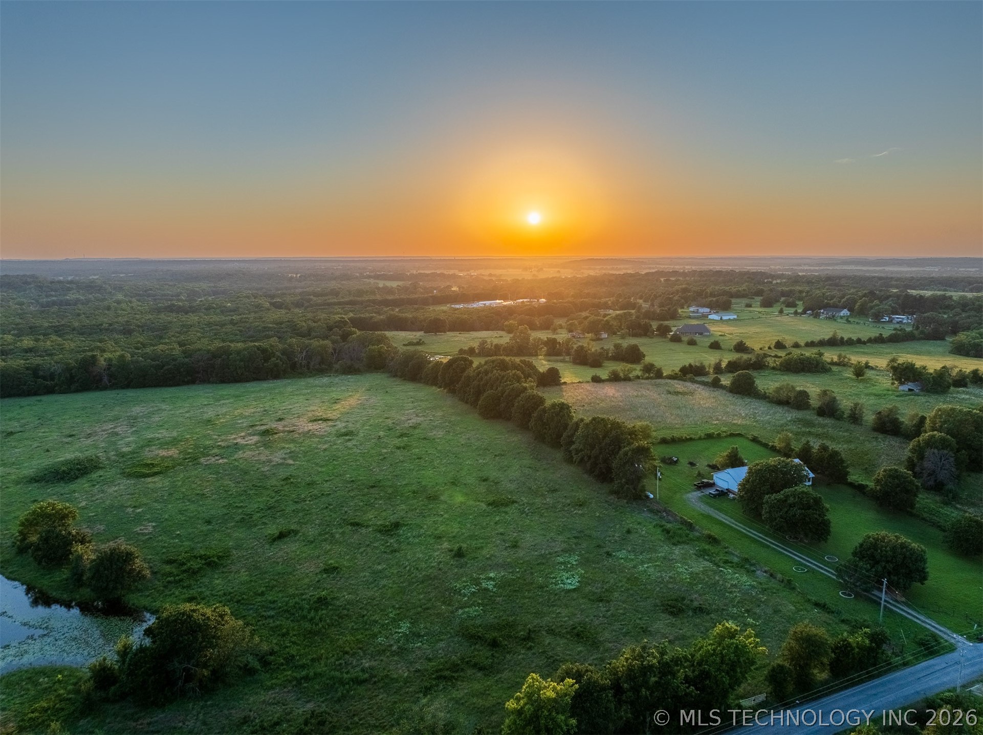 5 S 4240 Road Property Photo 1
