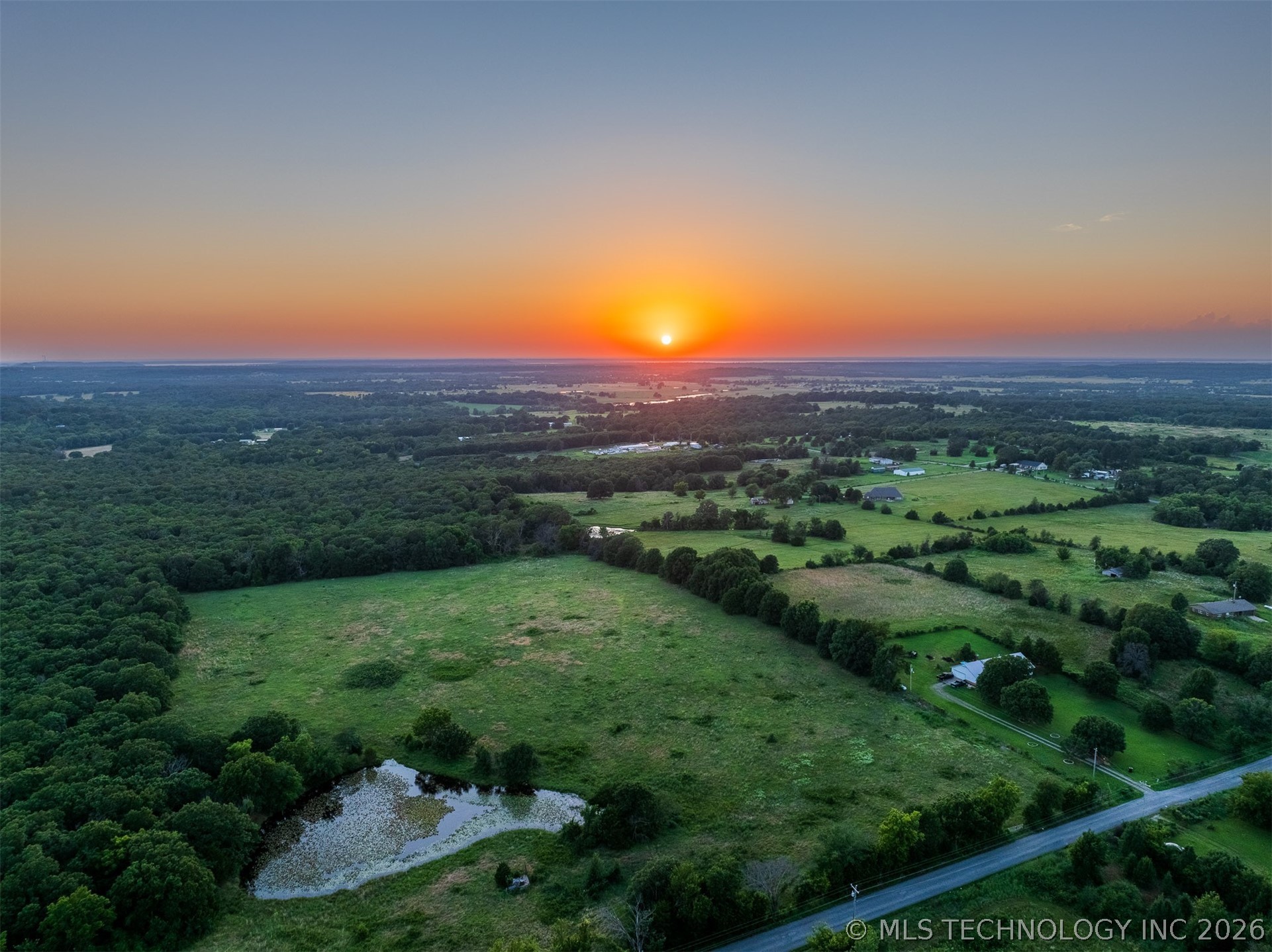 5 S 4240 Road Property Photo 9