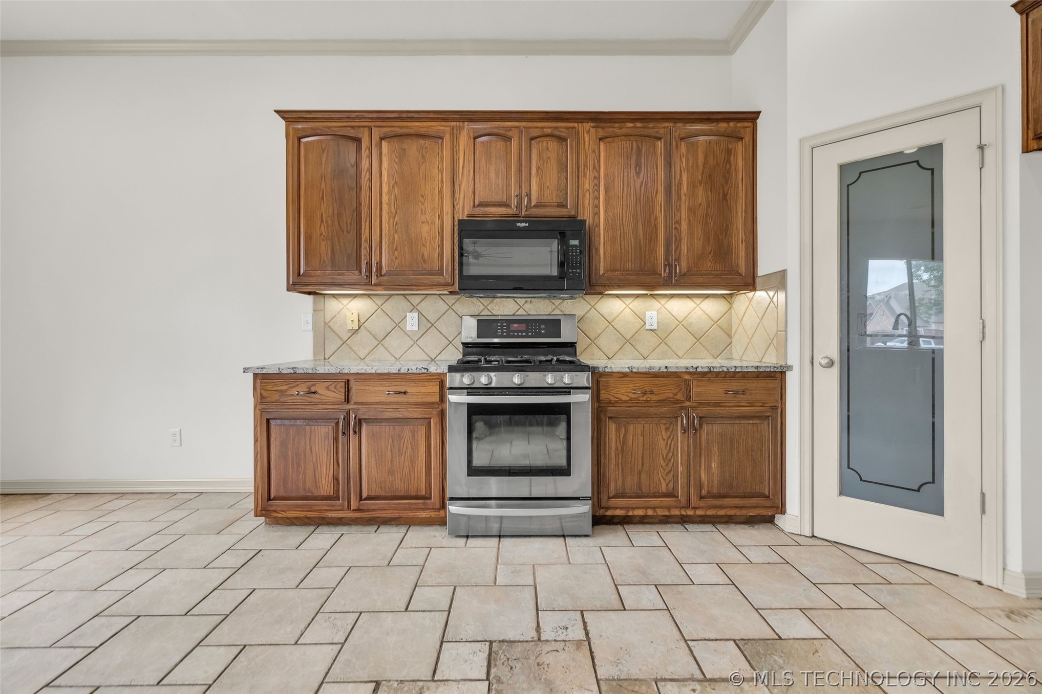 3701 N Narcissus Avenue Property Photo 40