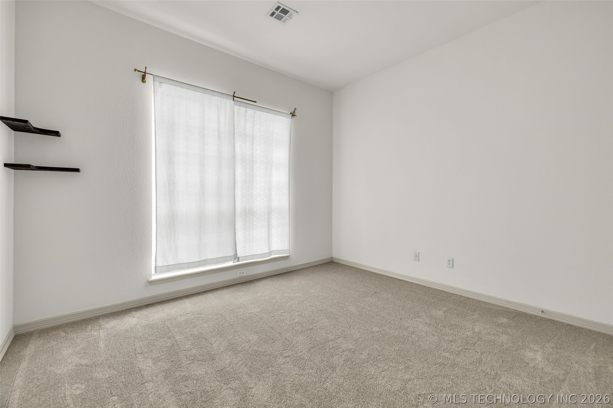 3701 N Narcissus Avenue Property Photo 57