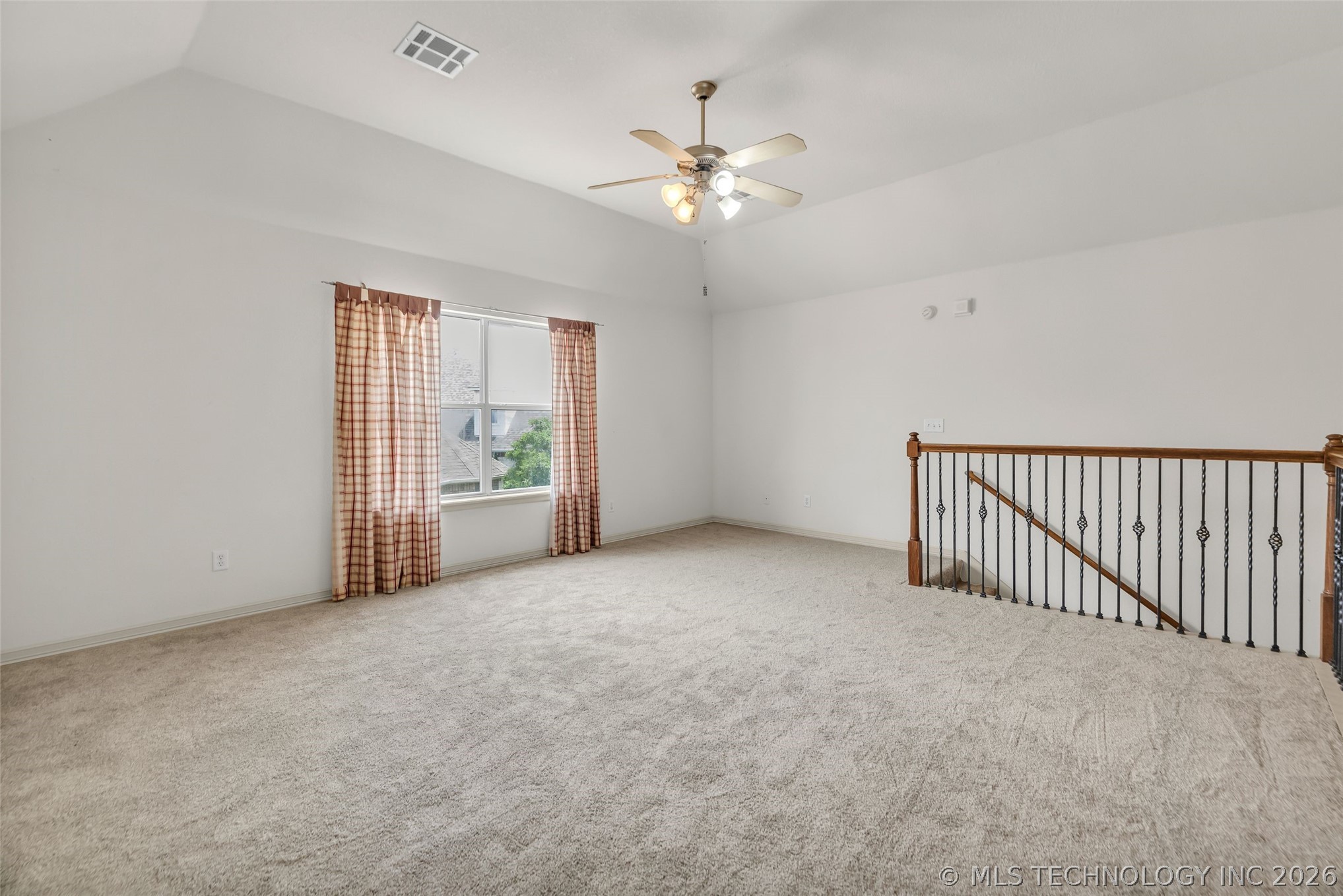 3701 N Narcissus Avenue Property Photo 69