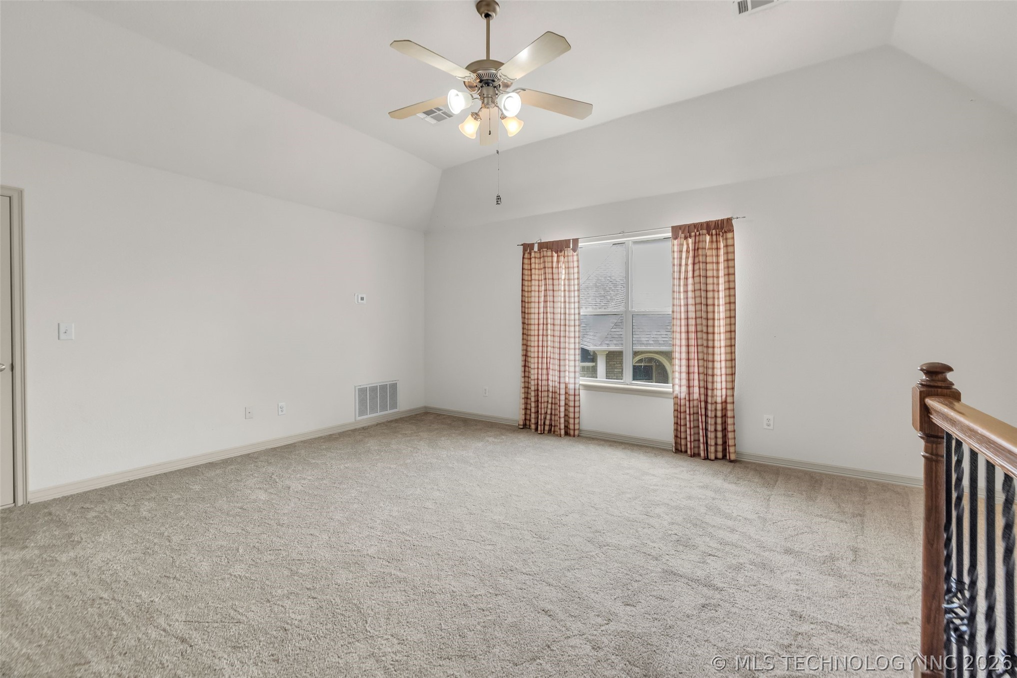 3701 N Narcissus Avenue Property Photo 70