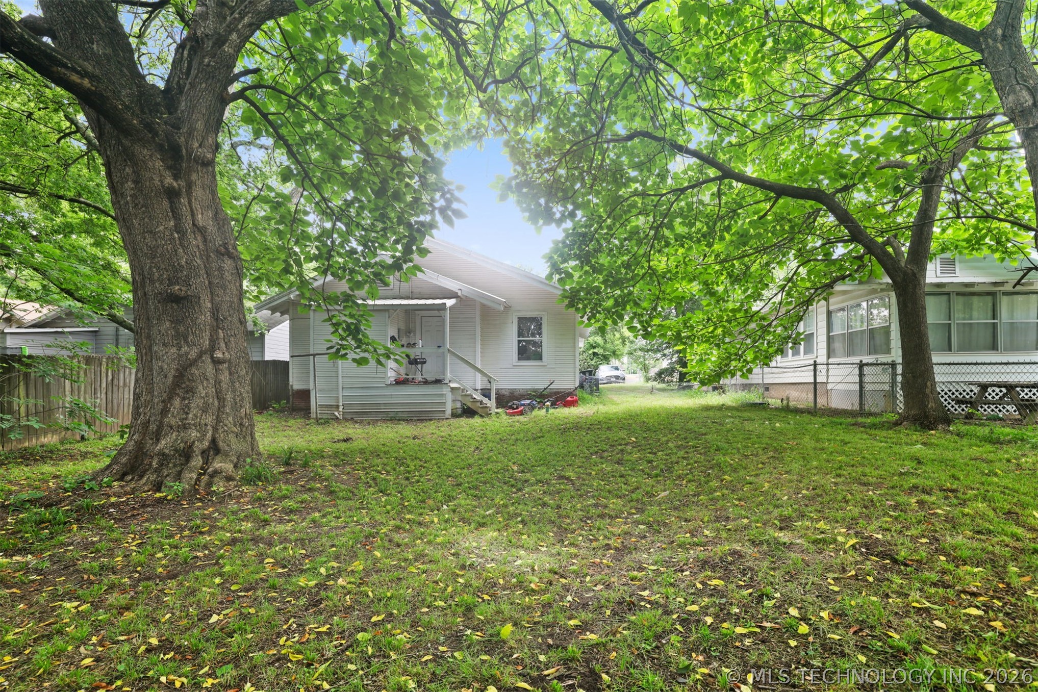 1320 N 4th Avenue Property Photo 27