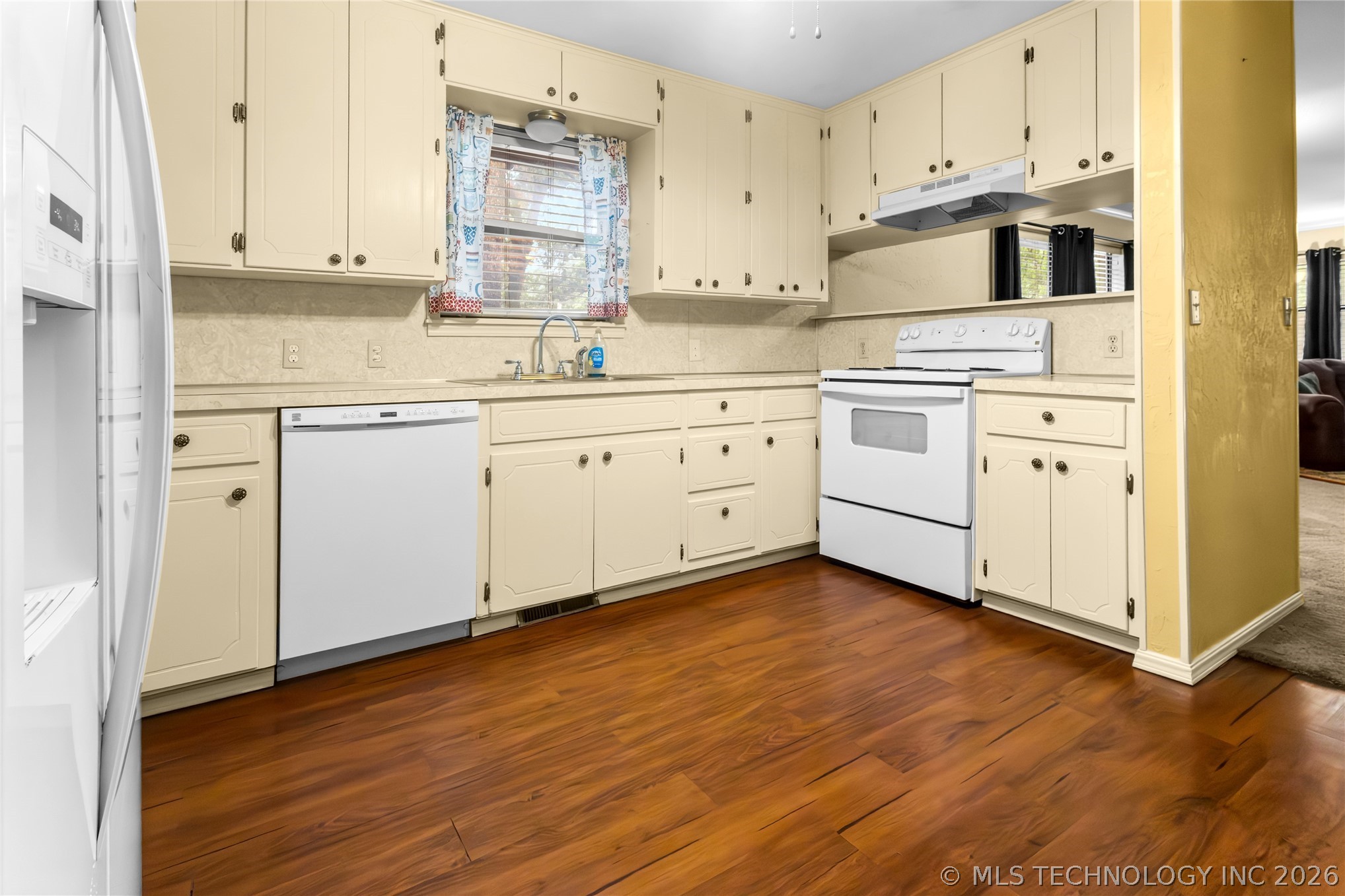 114581 Castaway Court Property Photo 11