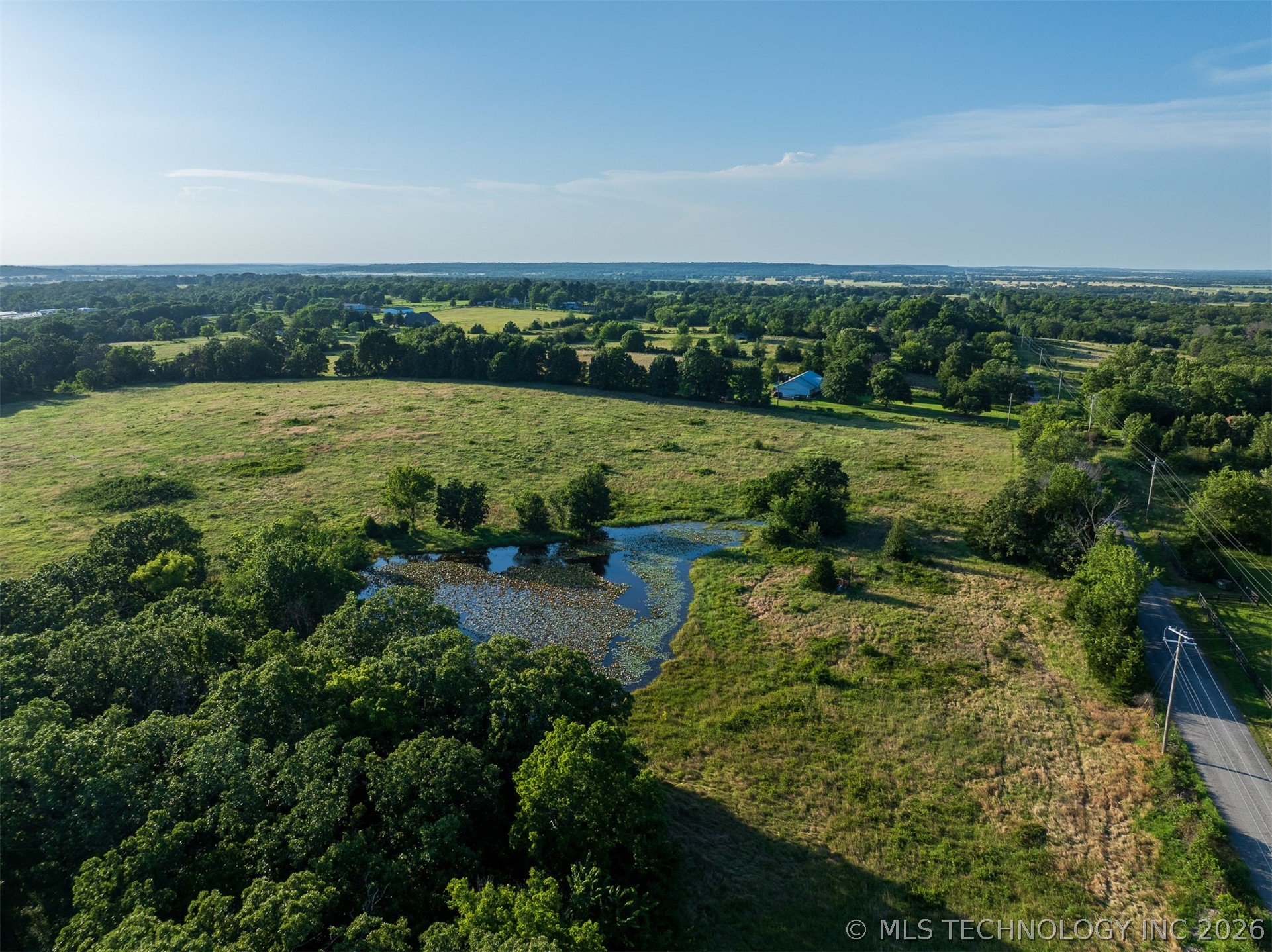 6 S 4240 Road Property Photo 18