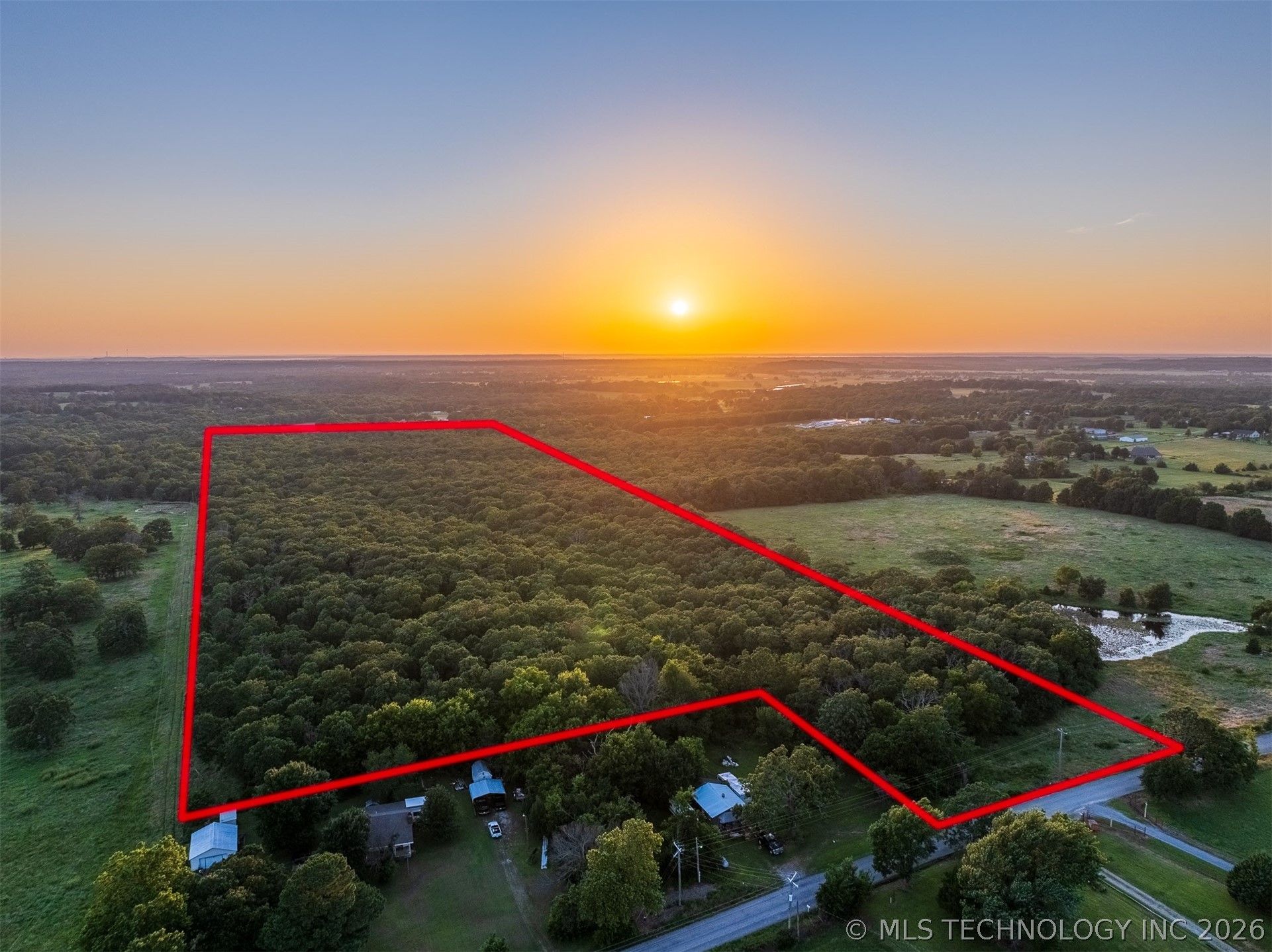 7 S 4240 Road Property Photo 2