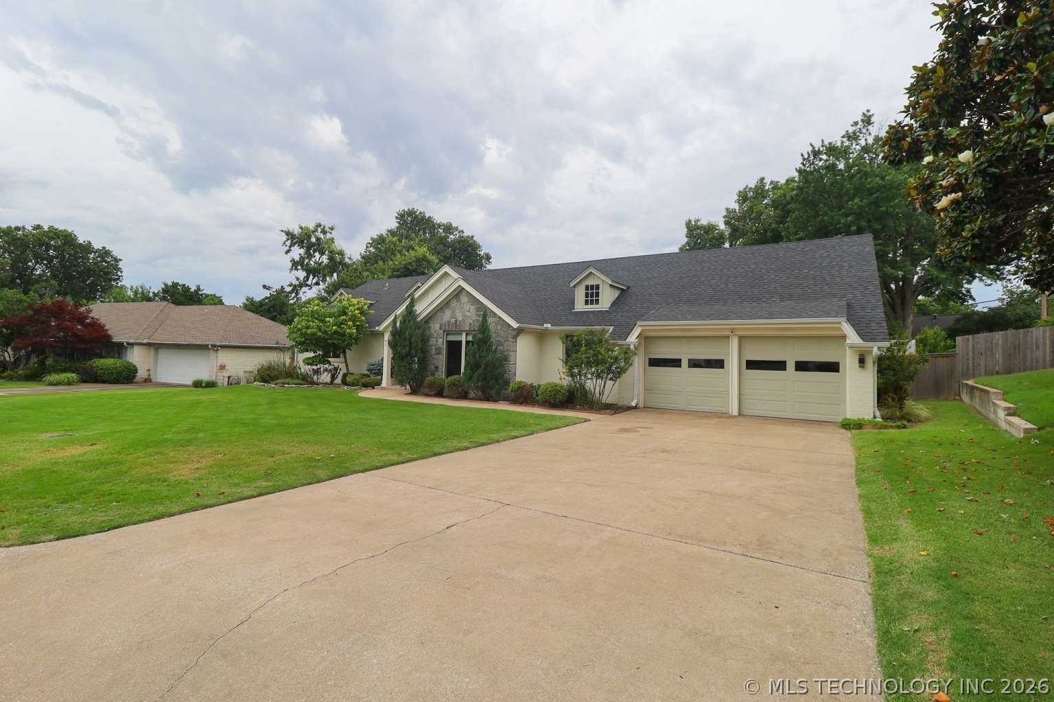 5230 Irvington Place Property Photo 2