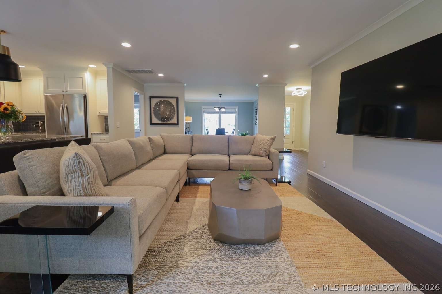 5230 Irvington Place Property Photo 6