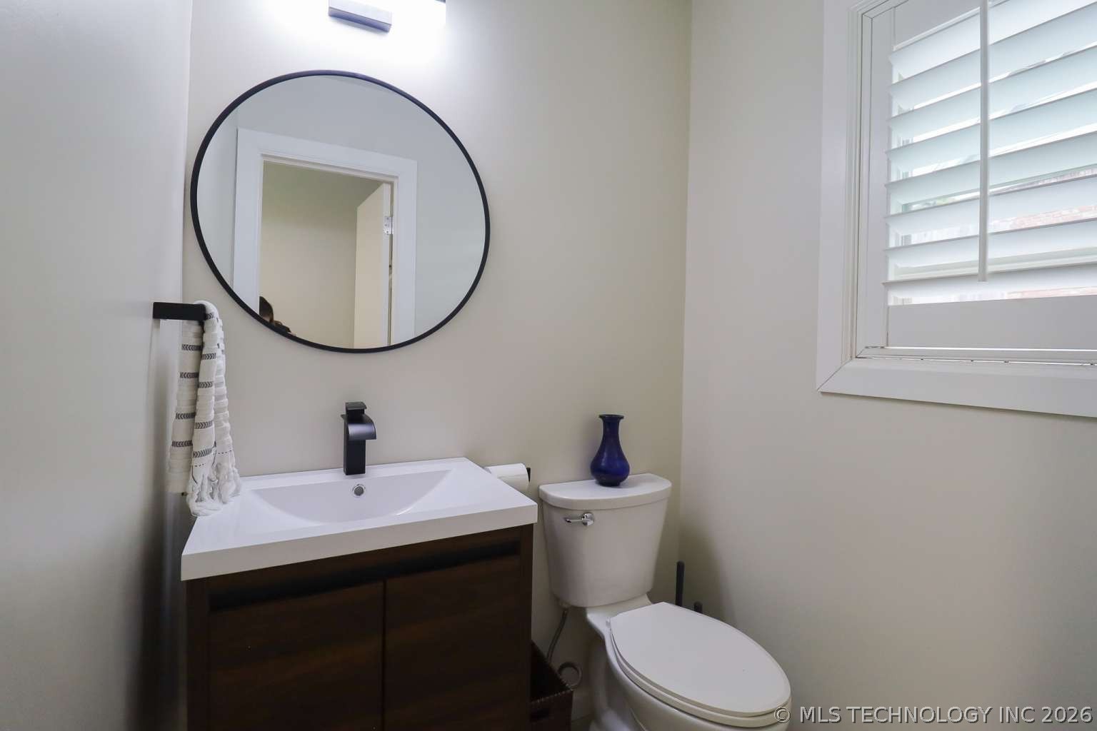 5230 Irvington Place Property Photo 16