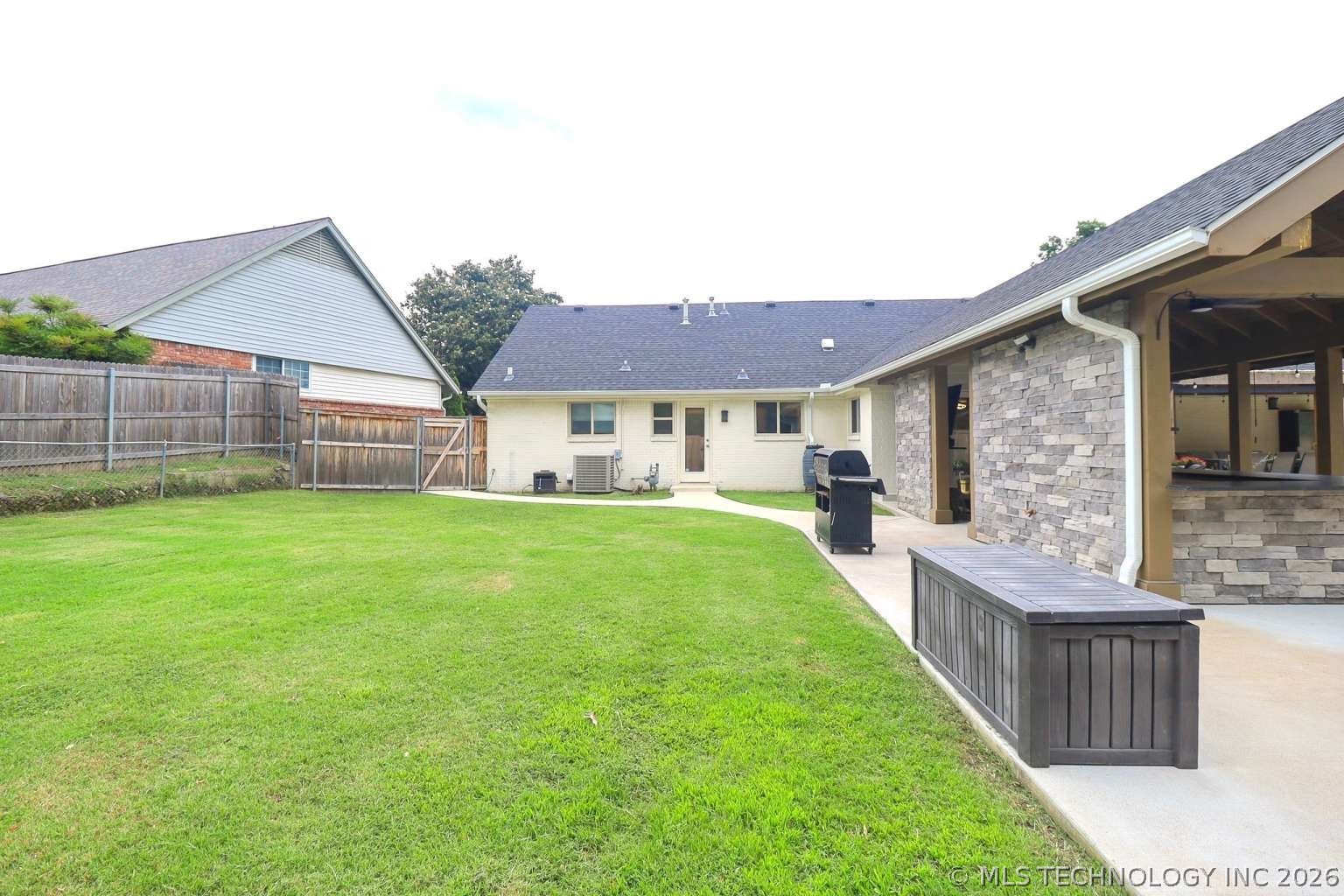5230 Irvington Place Property Photo 40