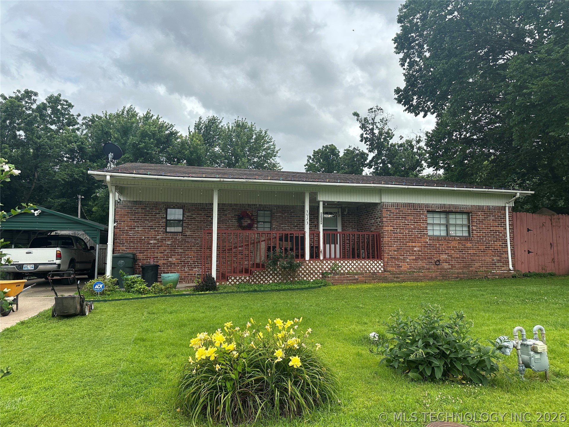 3923 Tahlequah Avenue Property Photo 1
