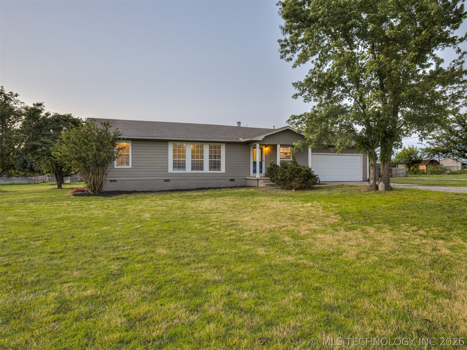 5603 E 96th Street N Property Photo 8