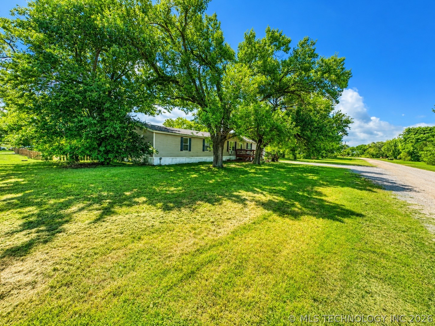400 5th Street Property Photo 2