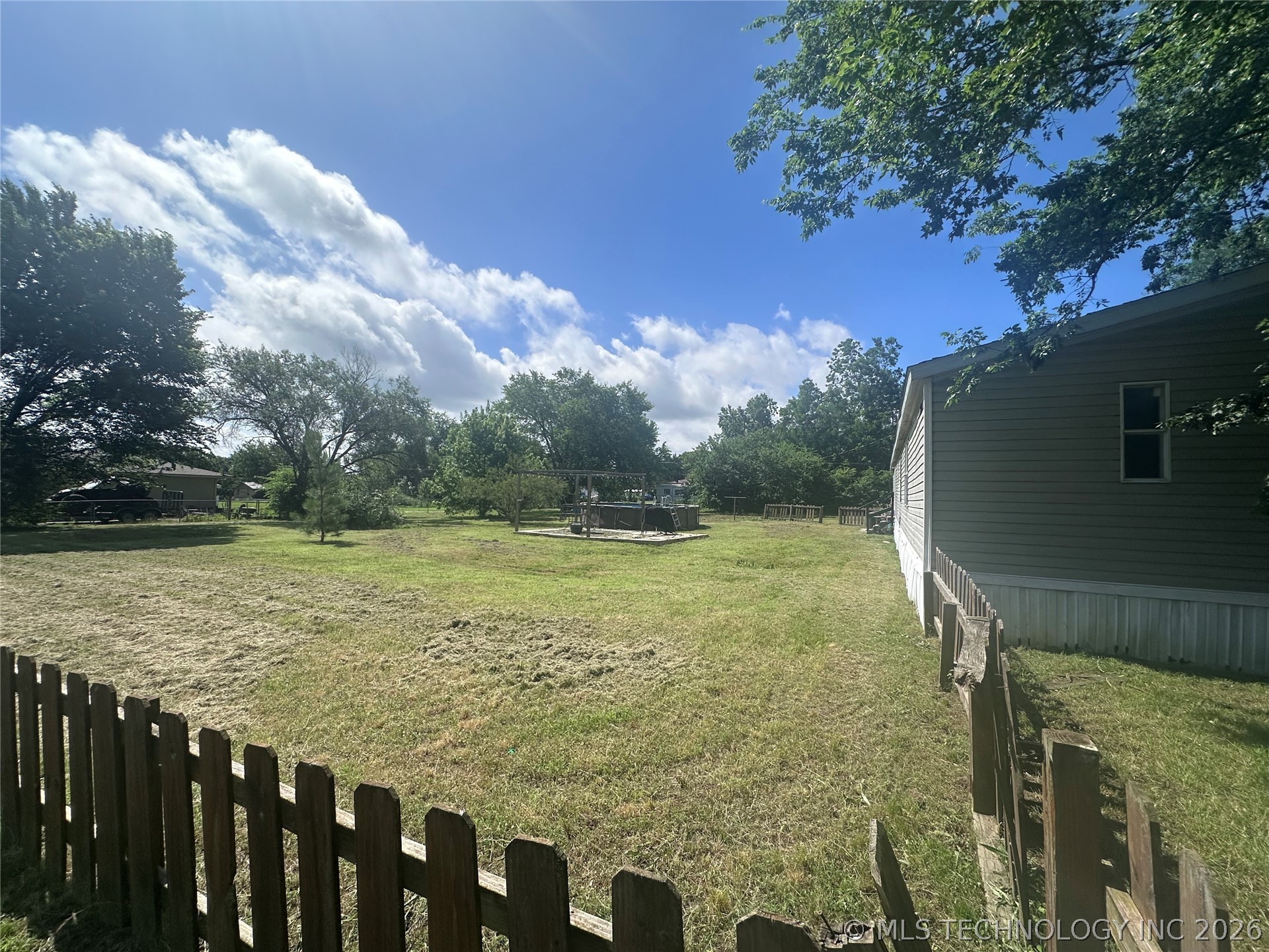 400 5th Street Property Photo 4