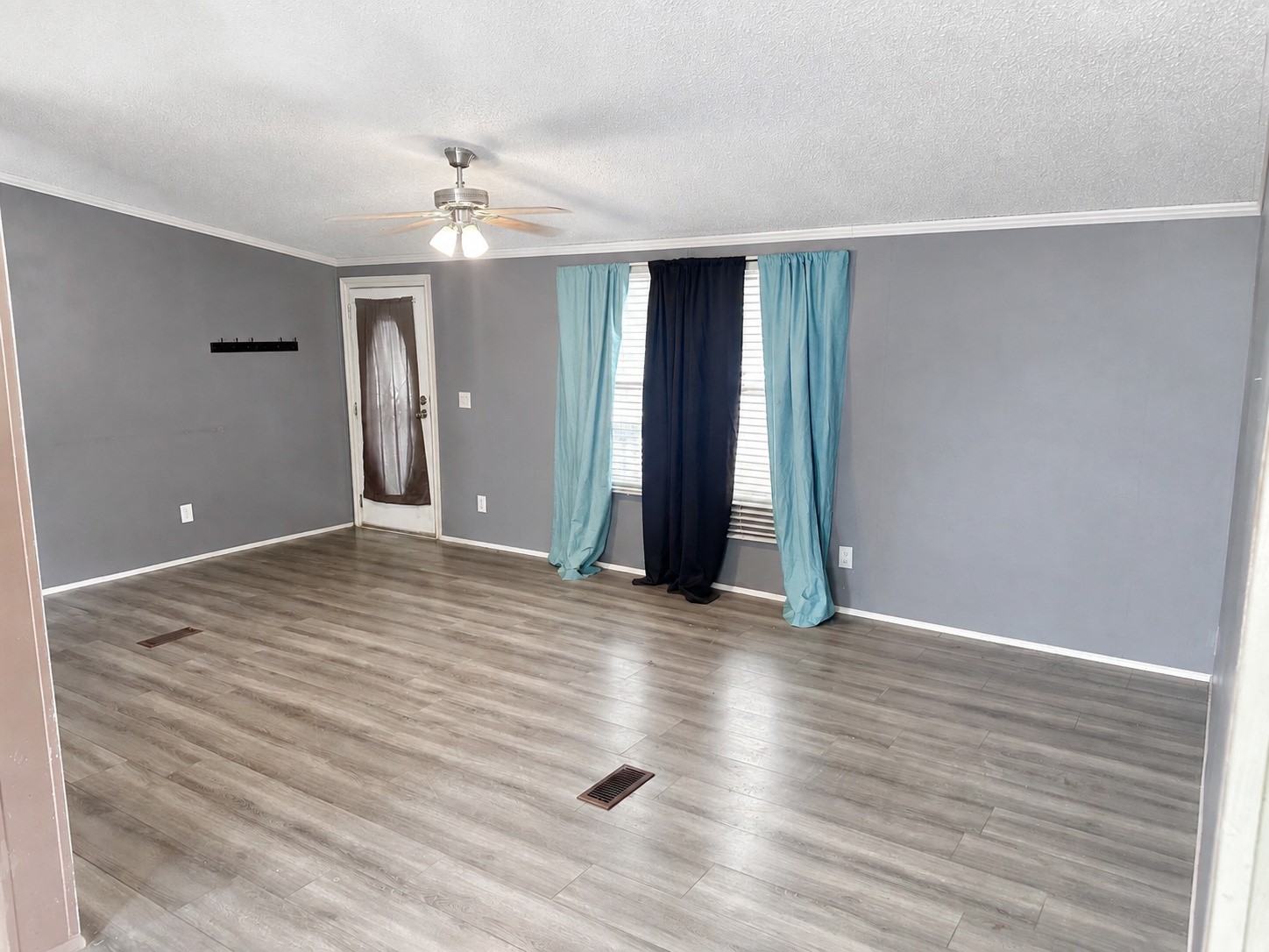 400 5th Street Property Photo 6