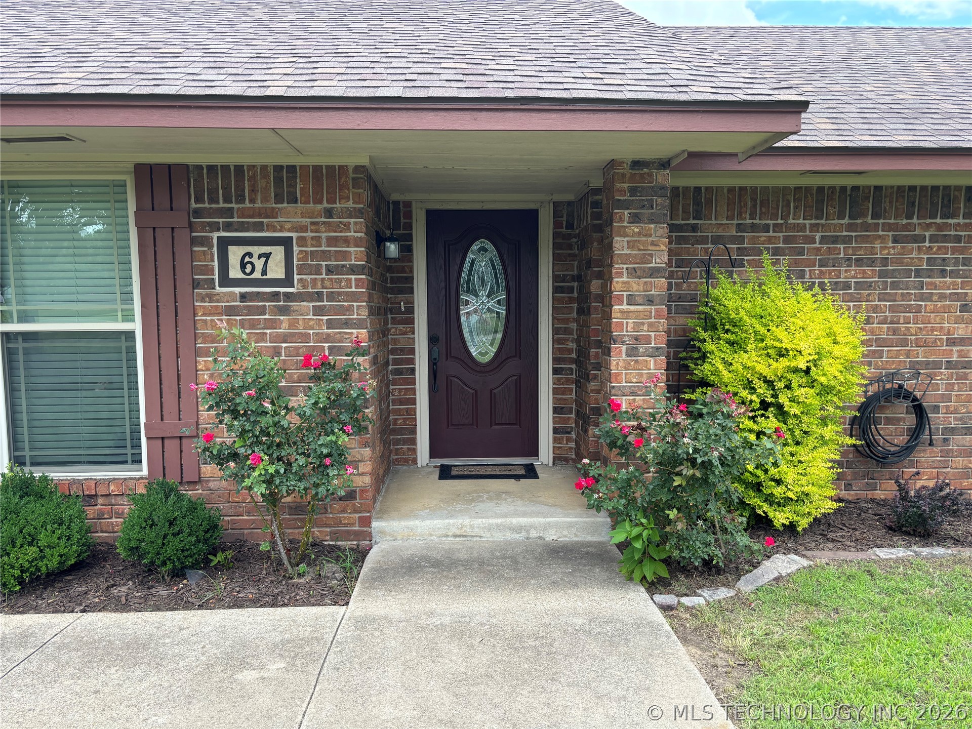 67 Magnolia Drive Property Photo 2