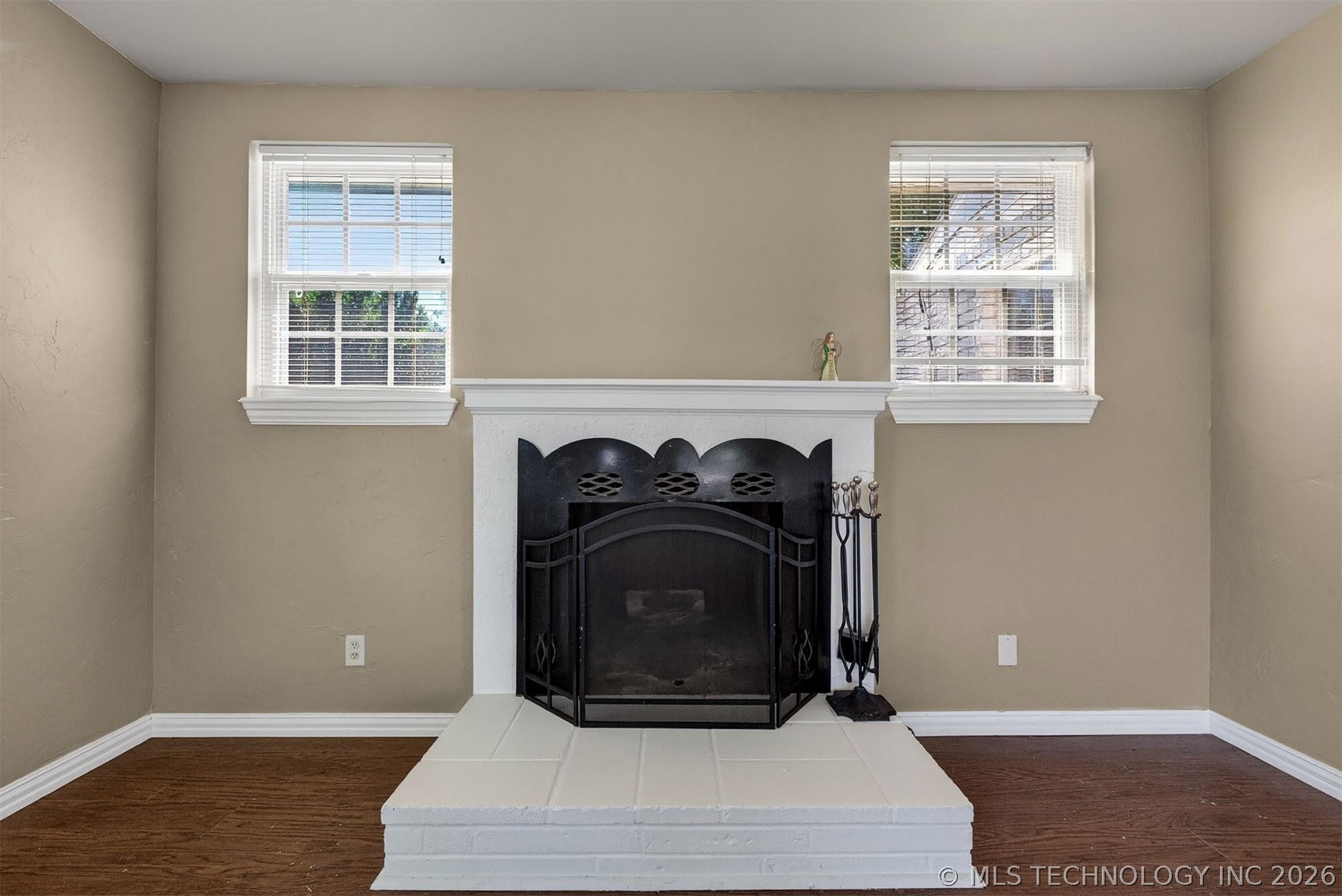 6112 N Yale Avenue Property Photo 15