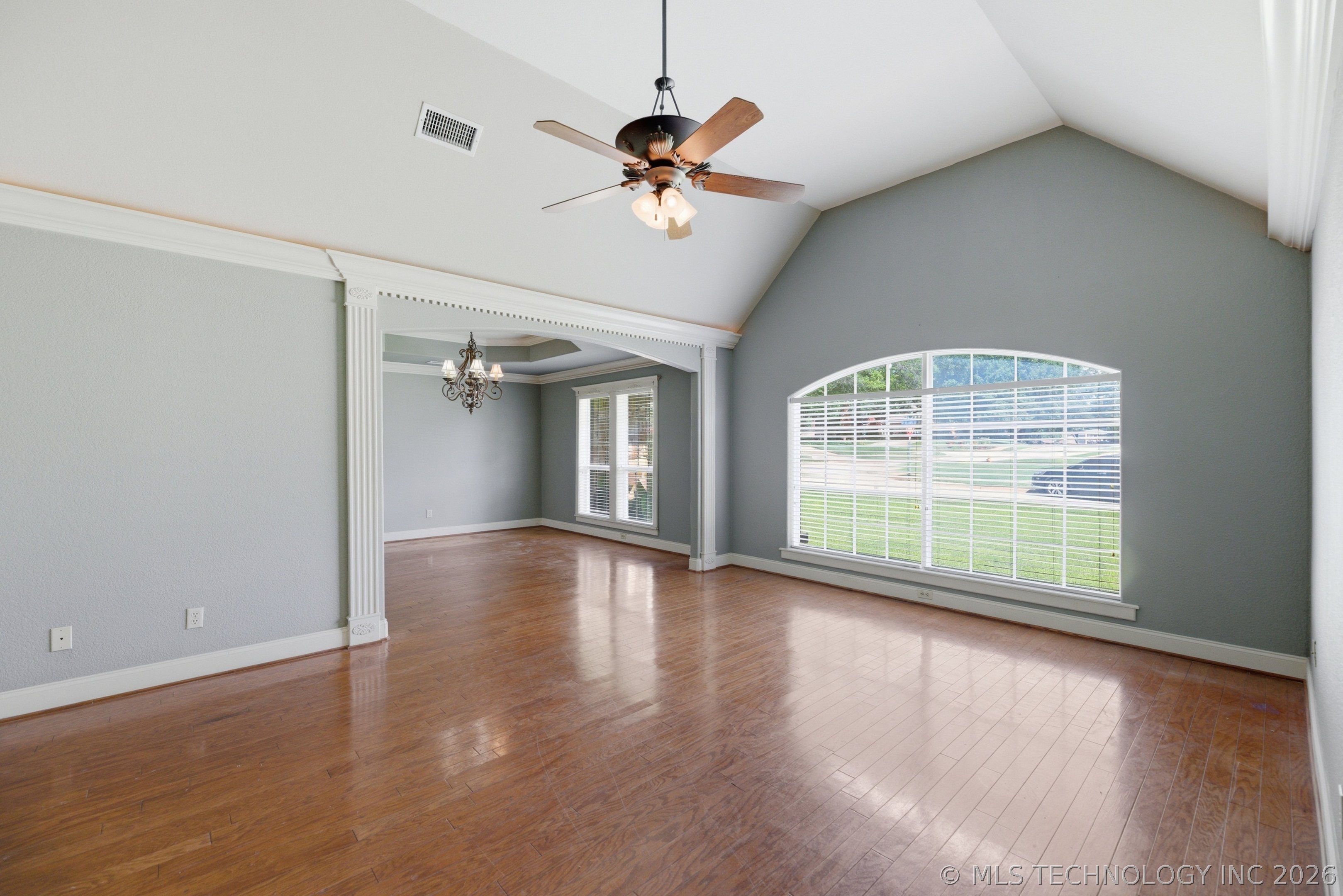 501 E Winston Circle Property Photo 11