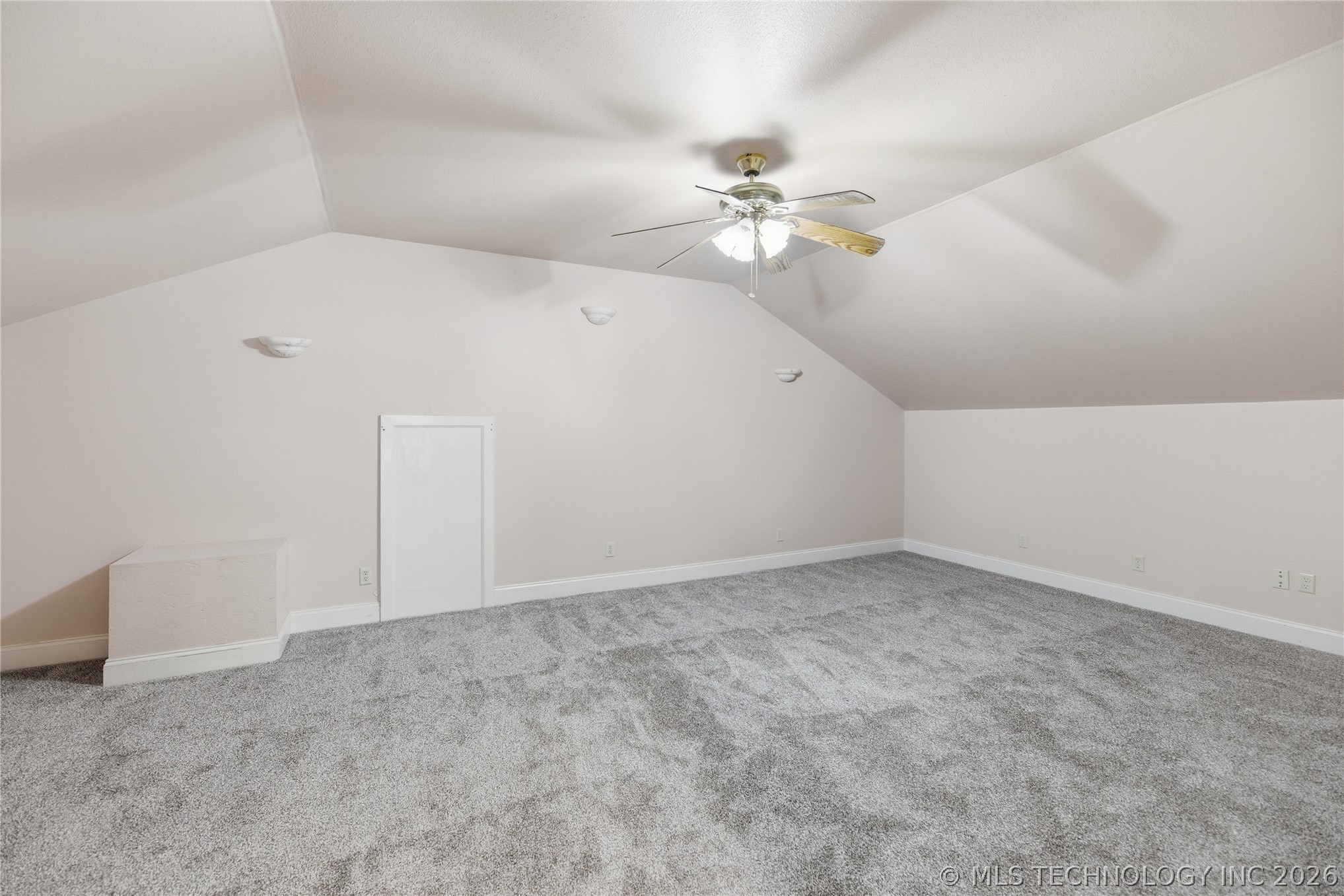 501 E Winston Circle Property Photo 30