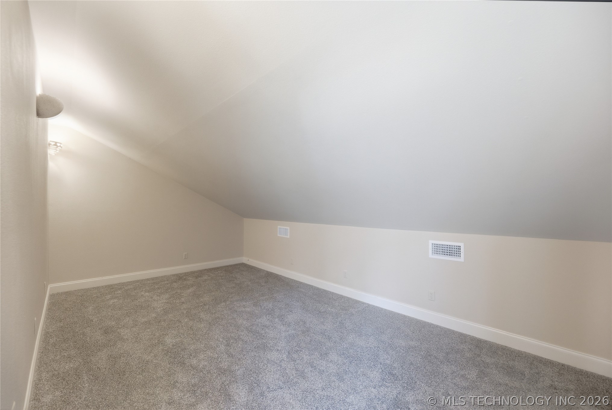 501 E Winston Circle Property Photo 32