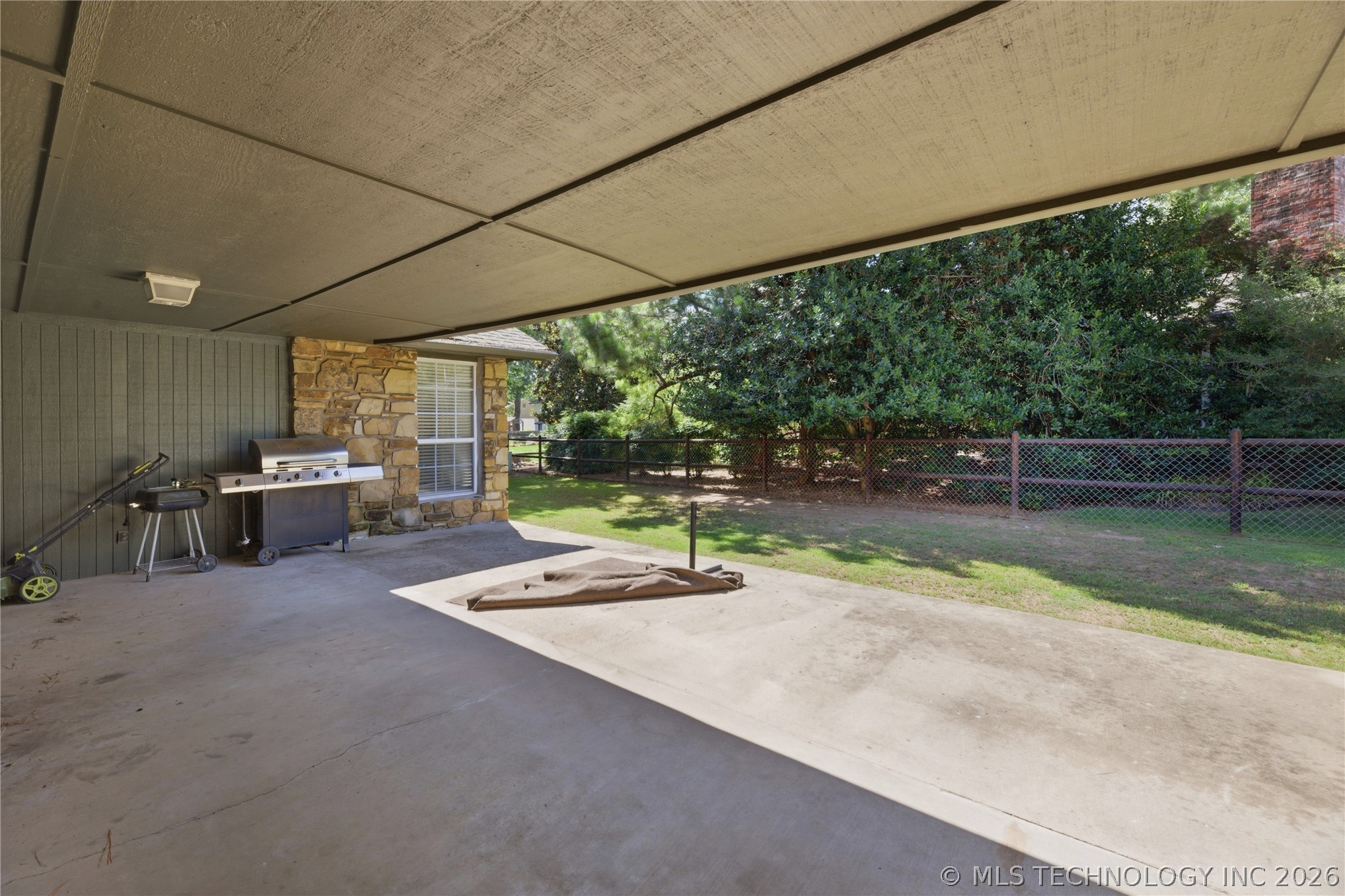 501 E Winston Circle Property Photo 36