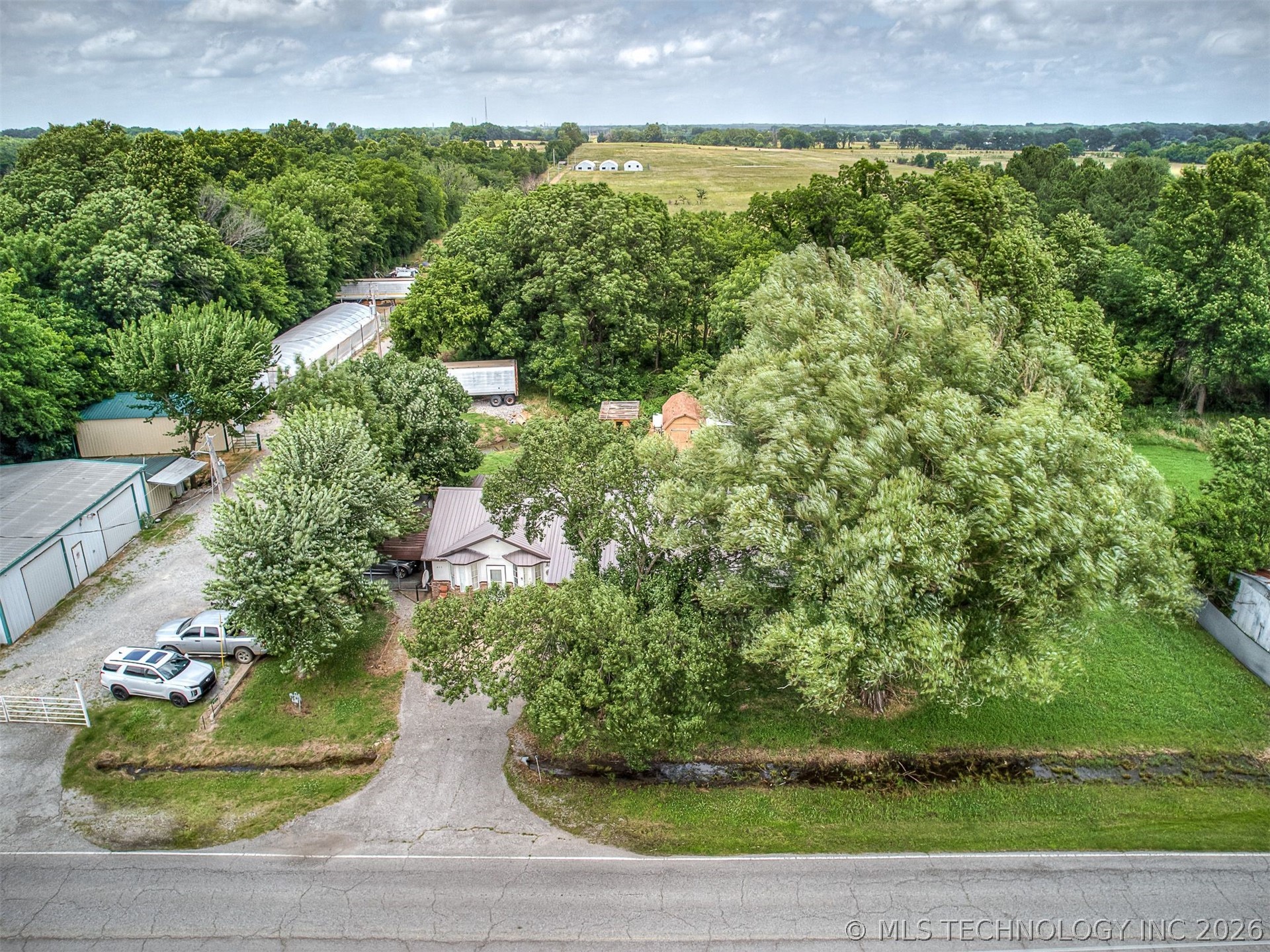 611 W Joe Koelsch Drive Property Photo 23